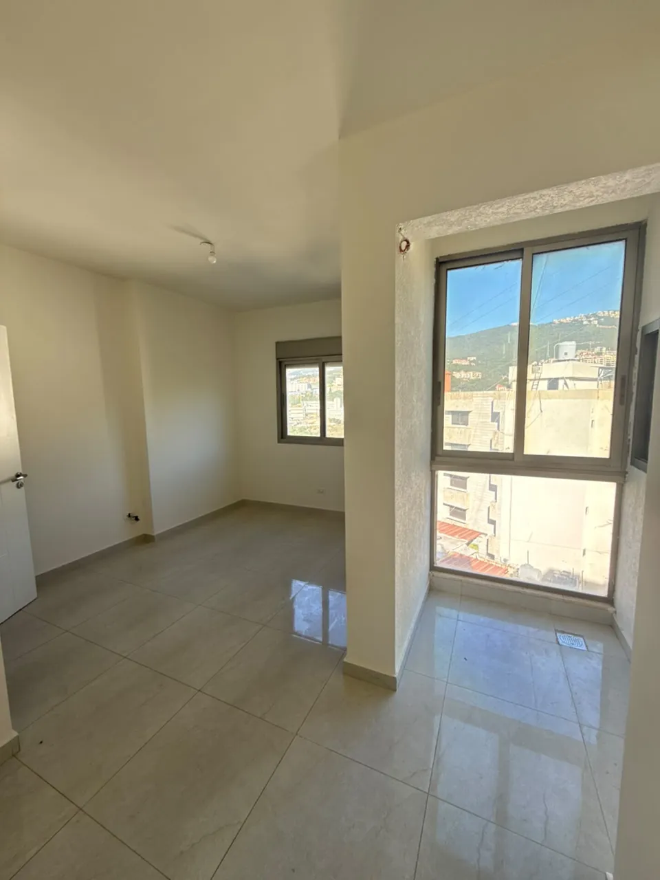 For Sale: Duplex in Fanar — الصورة 4