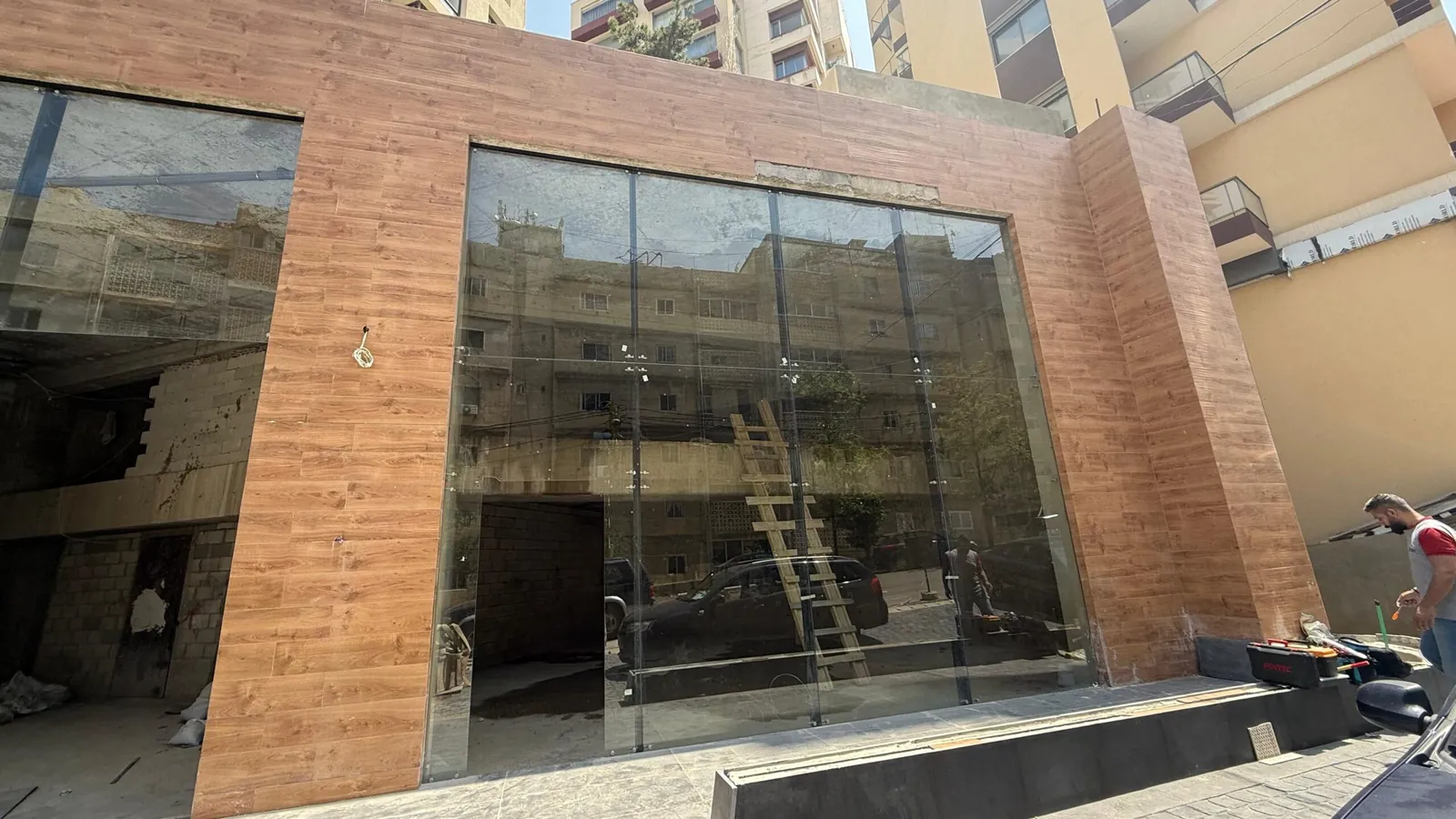 For Rent: Shop in Jal El Dib — الصورة 2