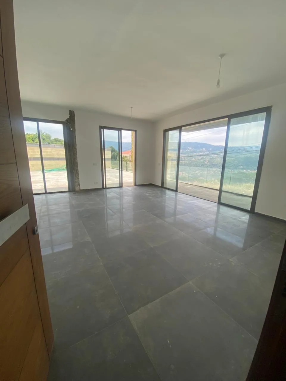 For Sale: Apartment in Baabdat — الصورة 3