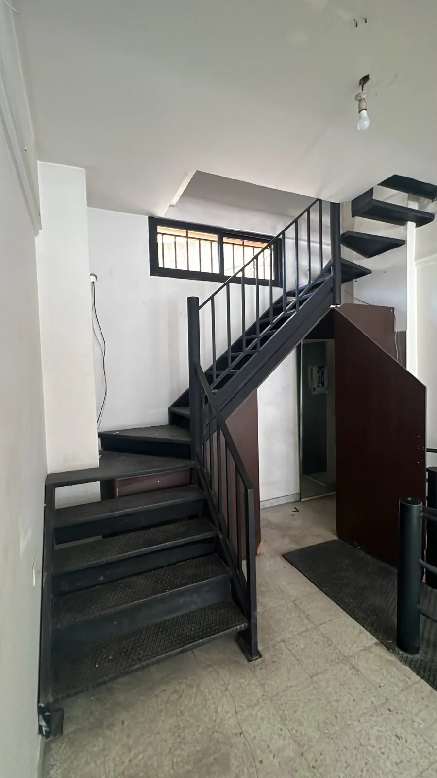For Rent: Shop in Dekweneh — الصورة 2