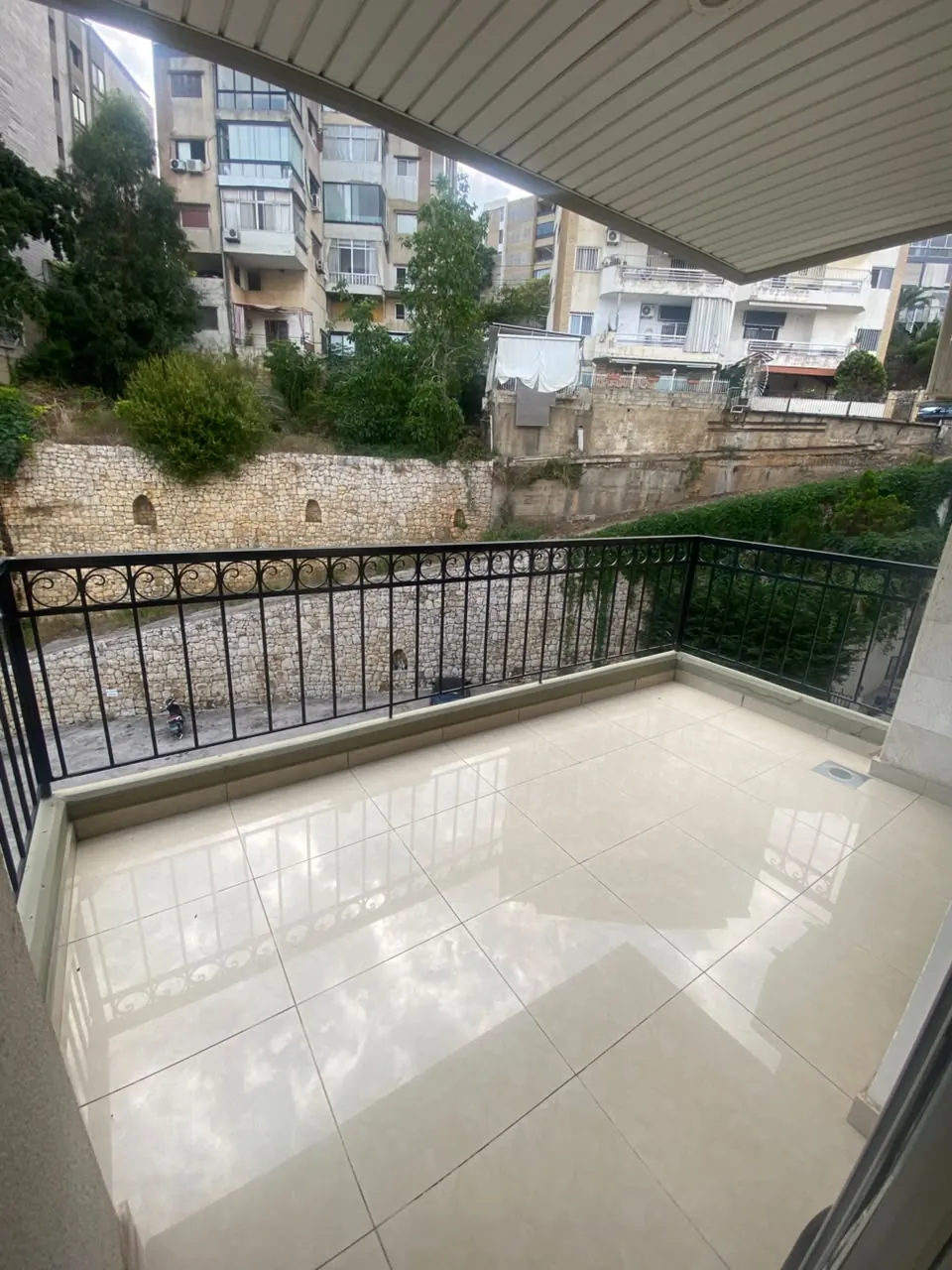 For Sale: Apartment in Beit Chaar — photo 3