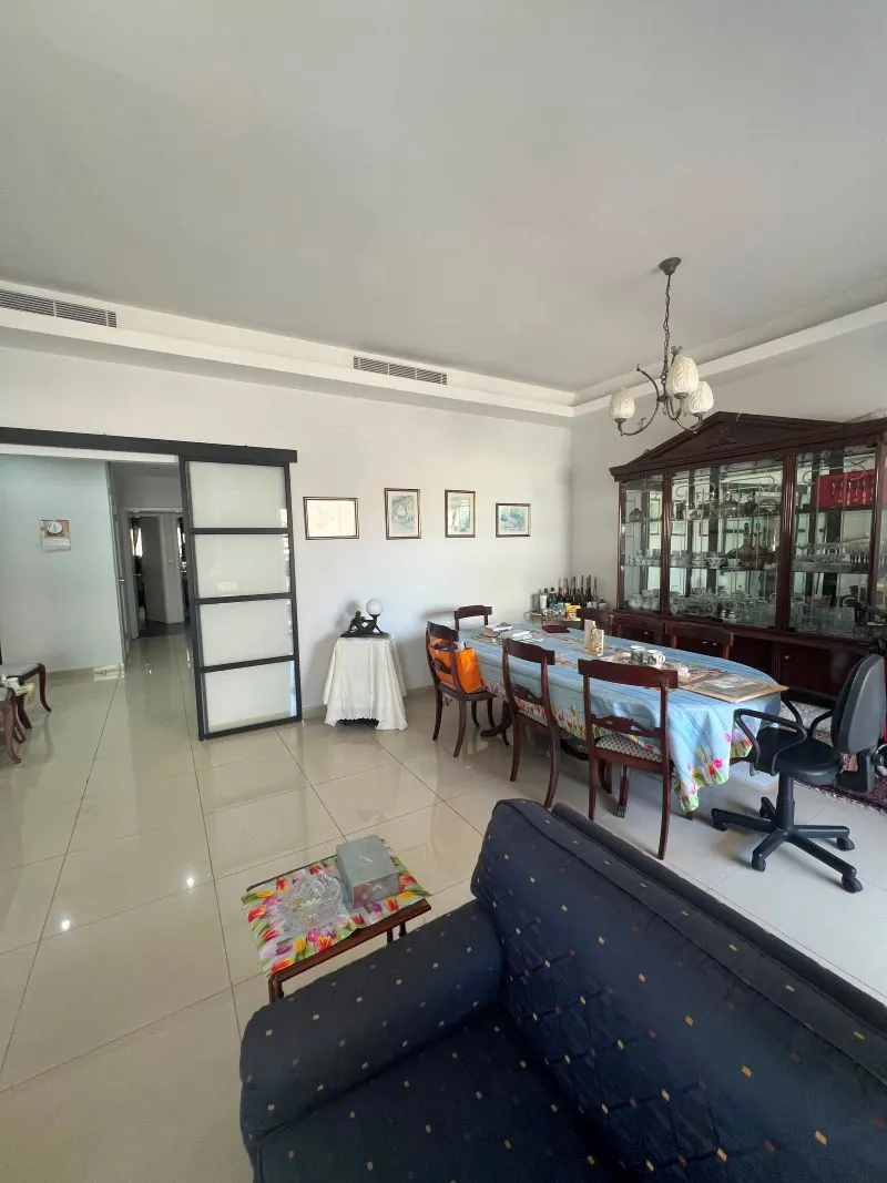 For Sale: Apartment in Horsh Tabet — photo 3