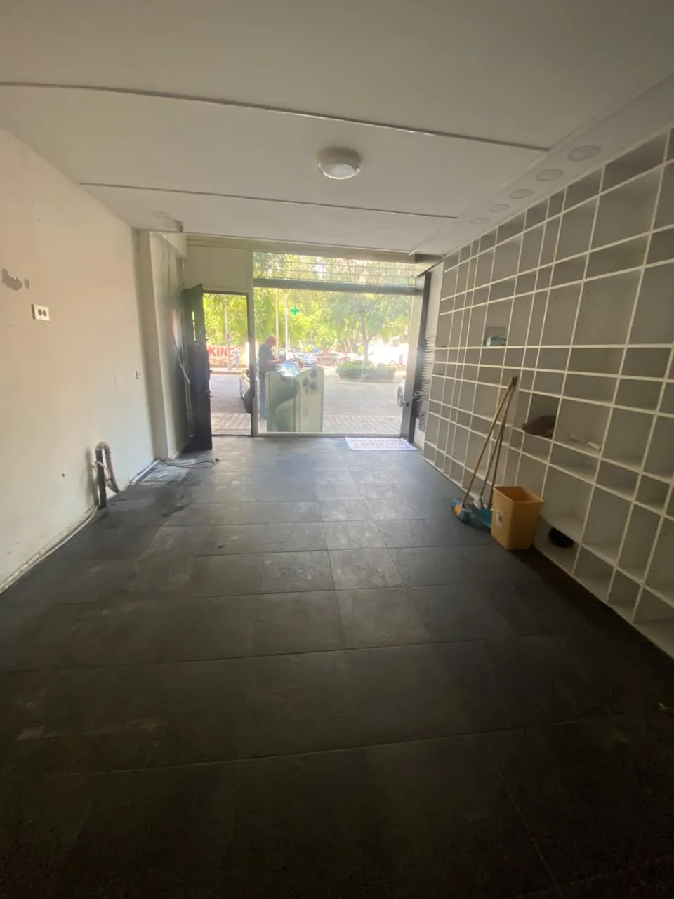 For Rent or for Sale: Shop in Zalka — photo 2