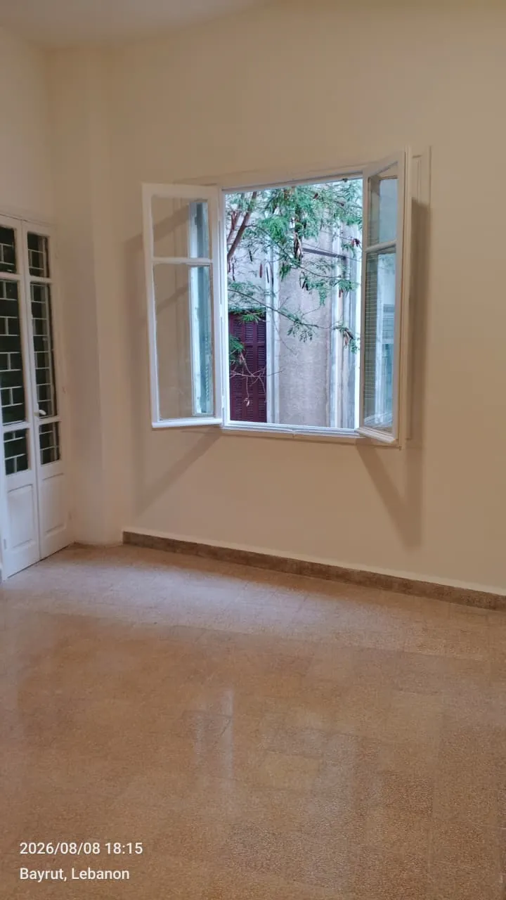 For Rent: Apartment in Rmeil — الصورة 3