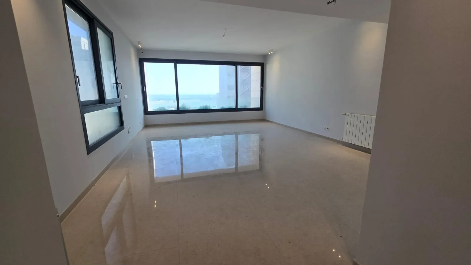 For Sale: Apartment in Saifi-Achrafieh — photo 2