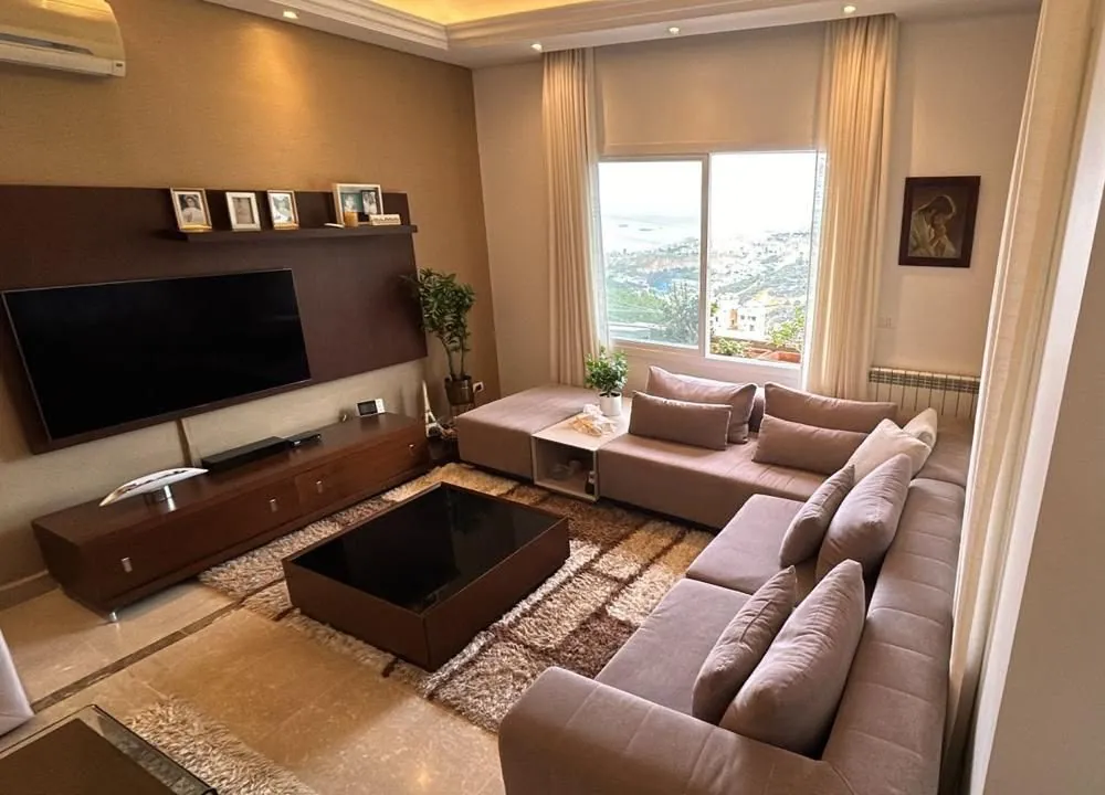 For Sale: Apartment in Ain Saade — الصورة 2