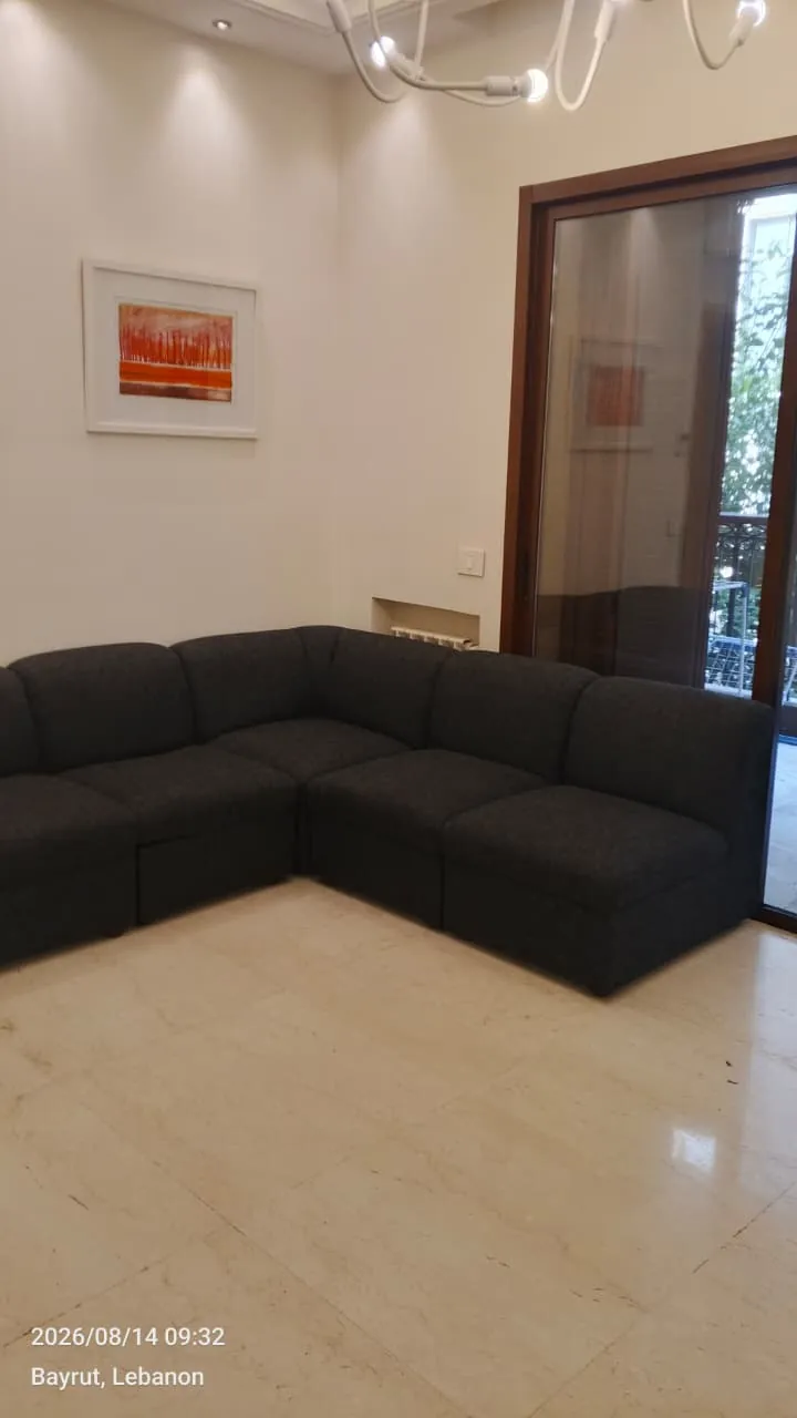 For Rent: Apartment in Gemmayzeh — الصورة 2