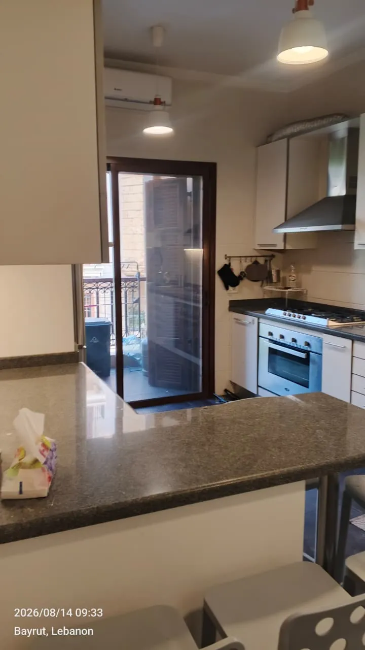 For Rent: Apartment in Gemmayzeh — الصورة 5
