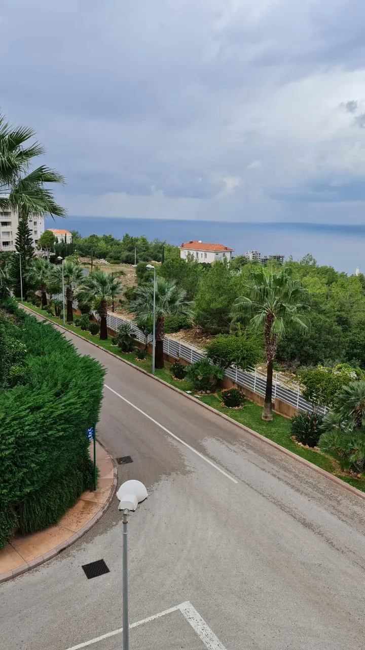 For Sale: Apartment in Doha Hills-Aley