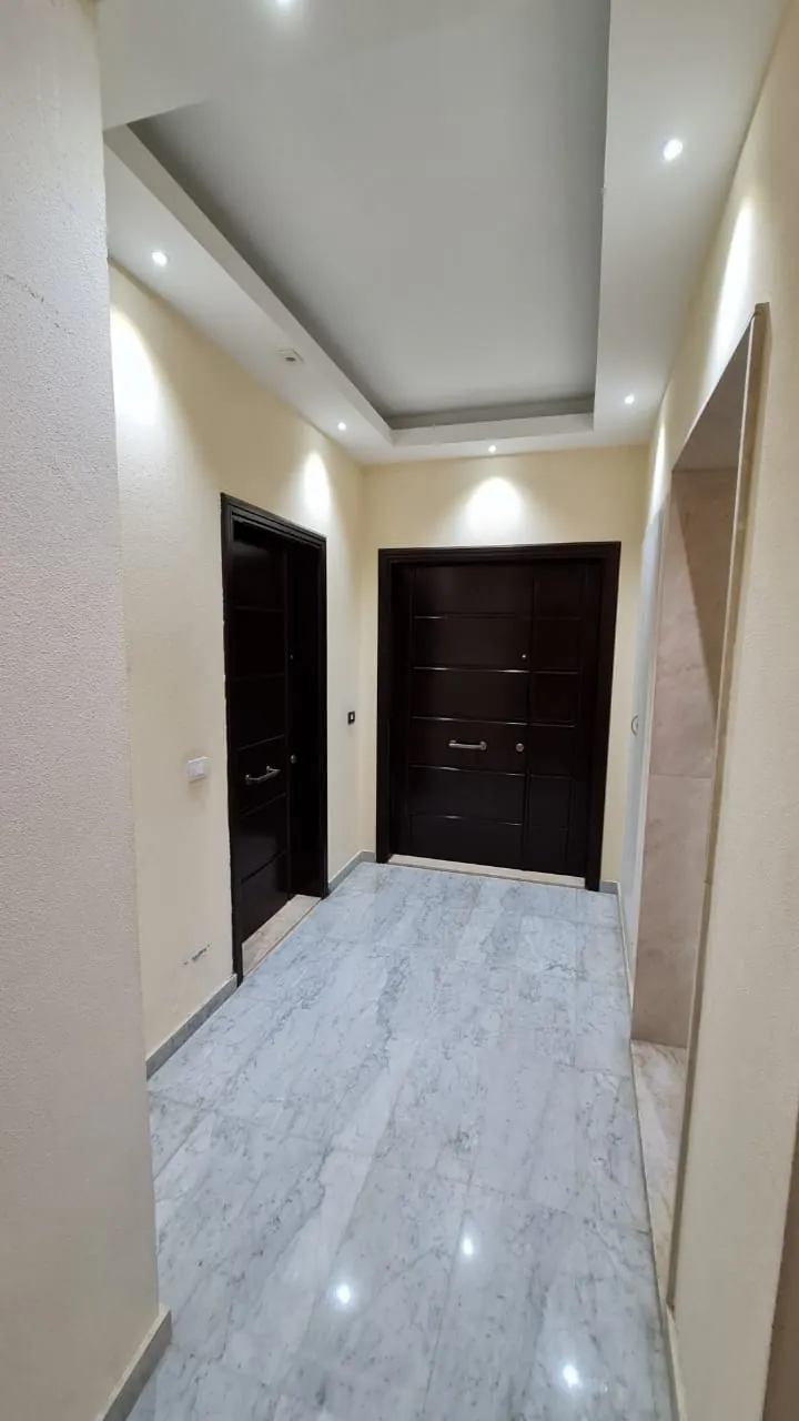 For Sale: Apartment in Doha Hills-Aley — photo 5