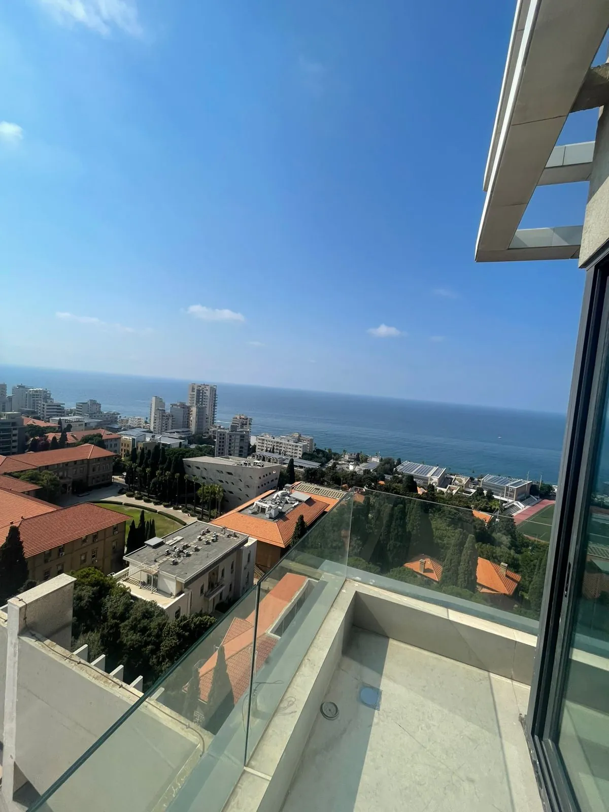 For Rent: Apartment in Hamra- Bliss — الصورة 3