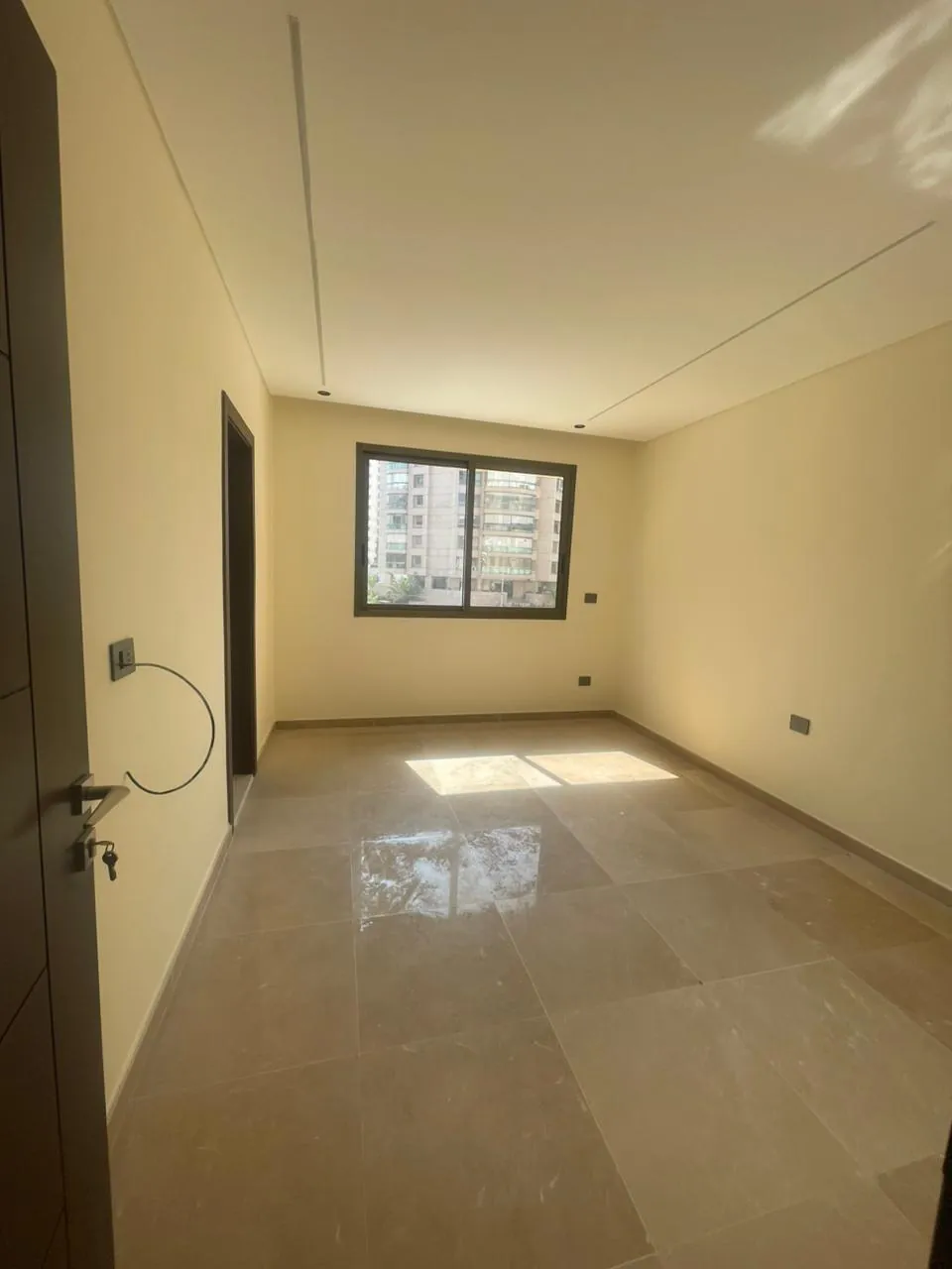 For Sale: Apartment in Jnah — photo 2
