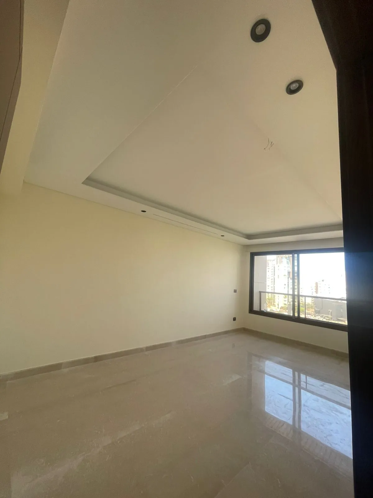 For Sale: Apartment in Jnah — photo 2