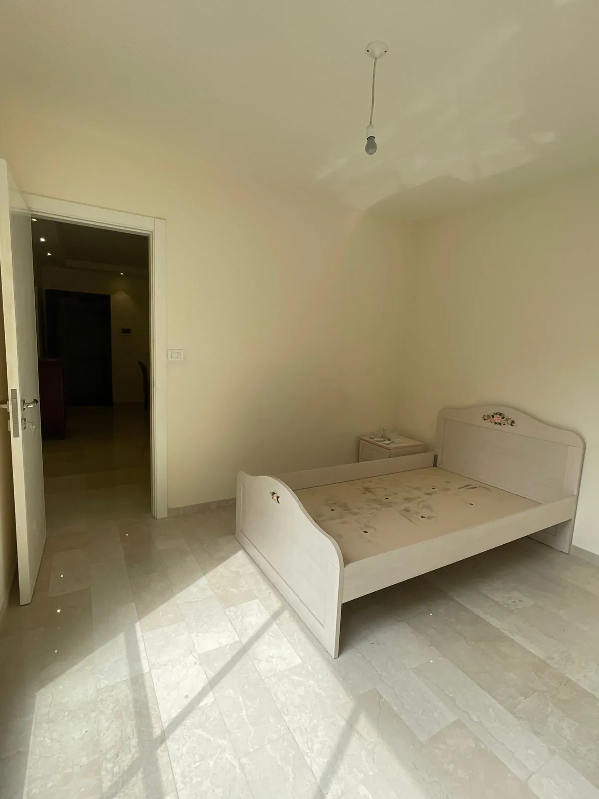 For Rent: Apartment in Ras El Nabeh — photo 4