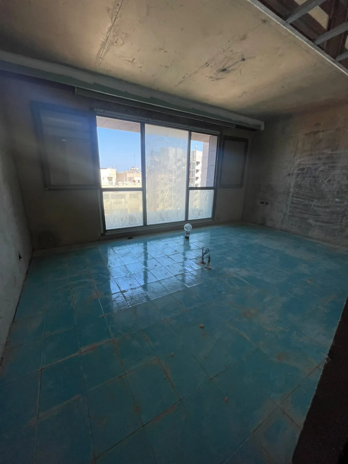 For Sale: Apartment in Hamra — الصورة 3