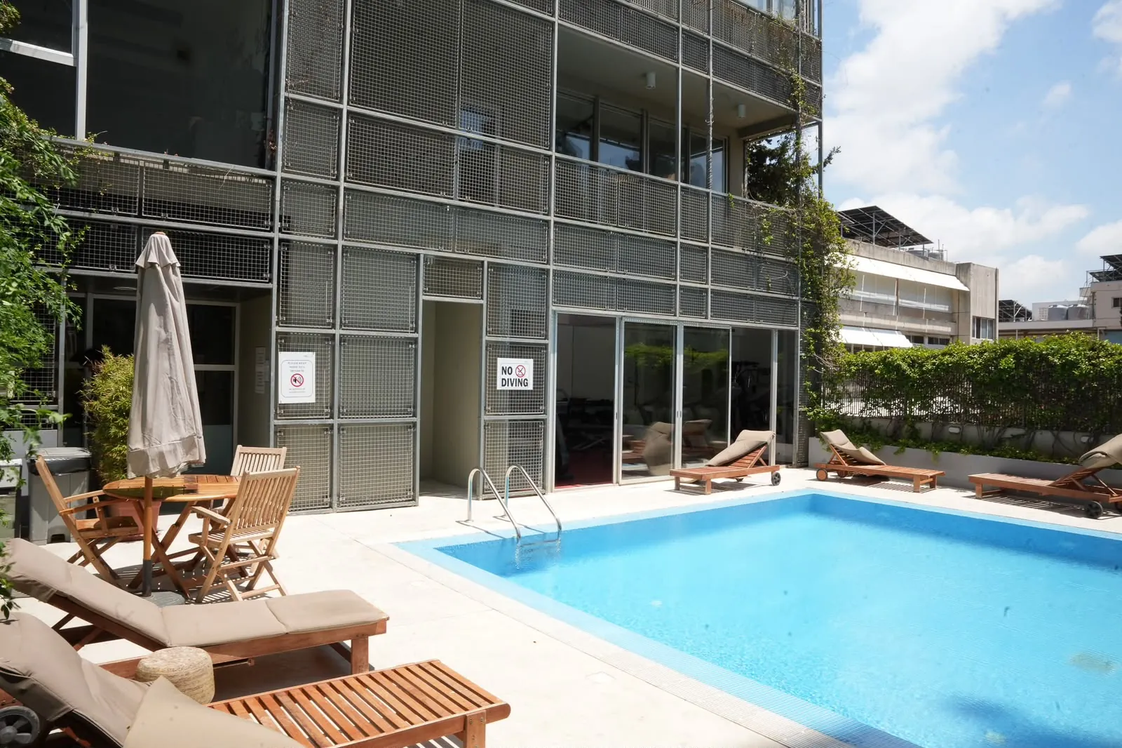 For Rent: Apartment in Achrafieh — الصورة 2