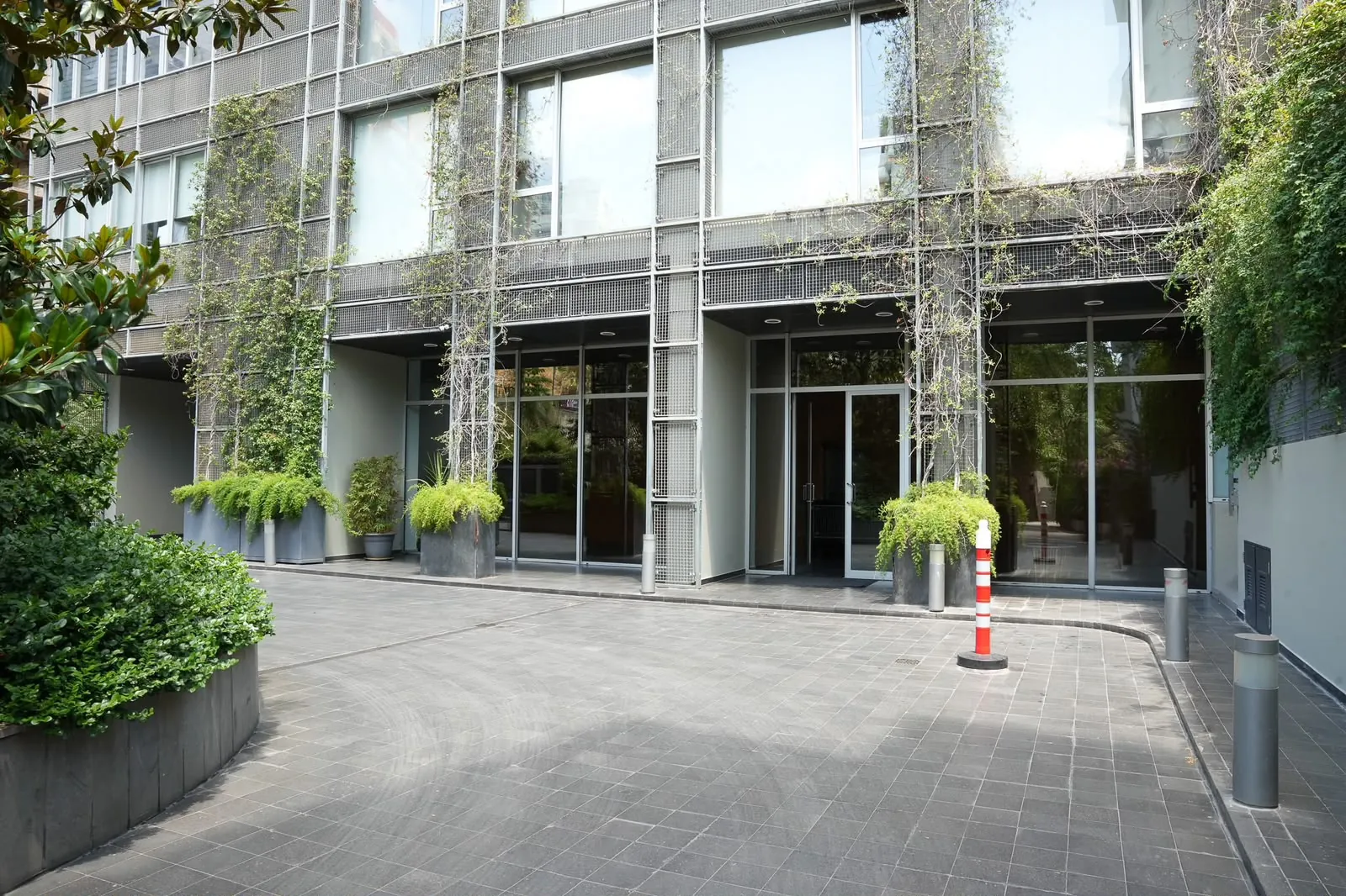 For Rent: Apartment in Achrafieh — الصورة 3