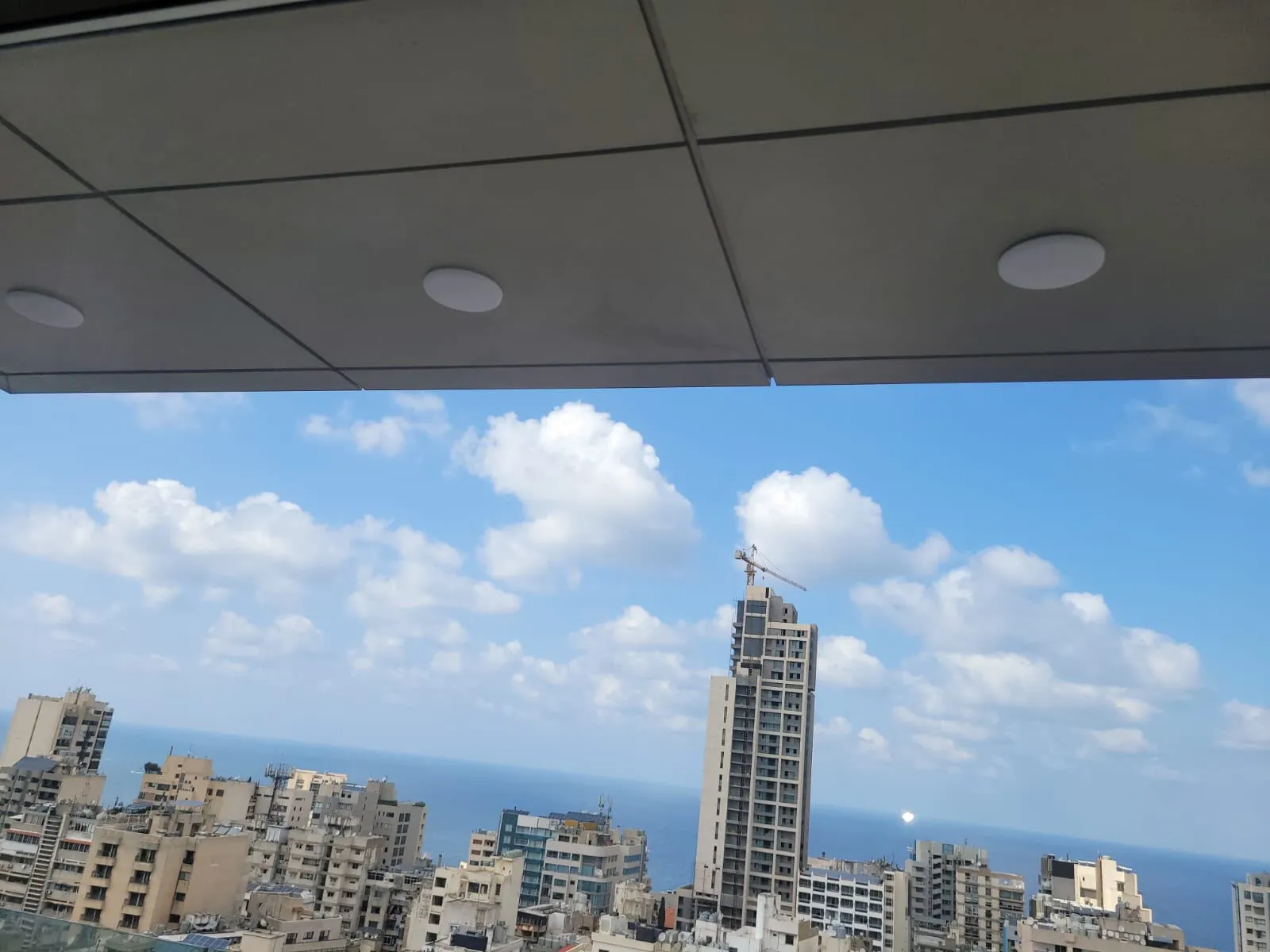 For Rent: Apartment in Hamra — الصورة 4