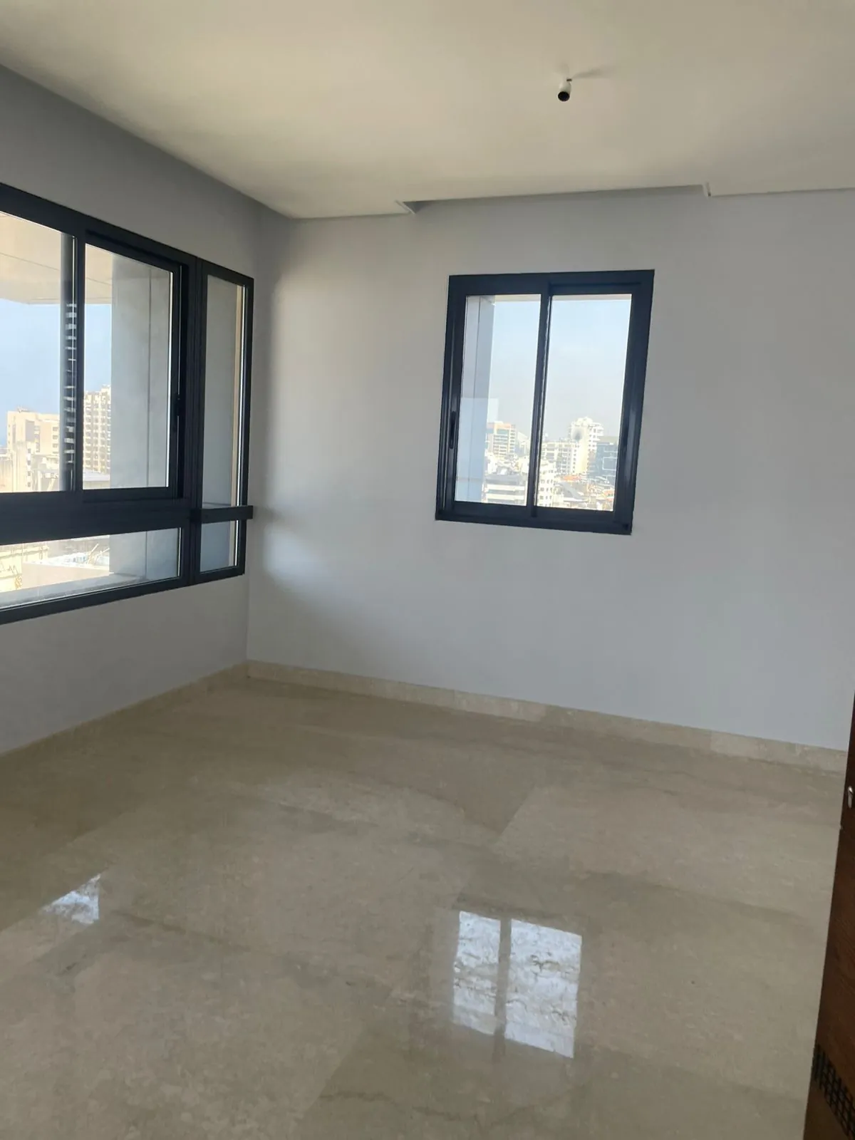 For Sale: Apartment in Karakas — photo 2
