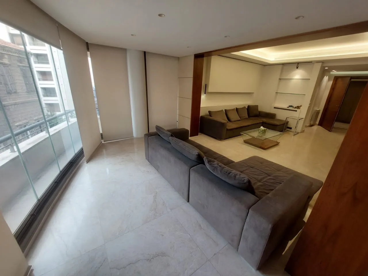 For Sale: Apartment in Achrafieh — photo 3