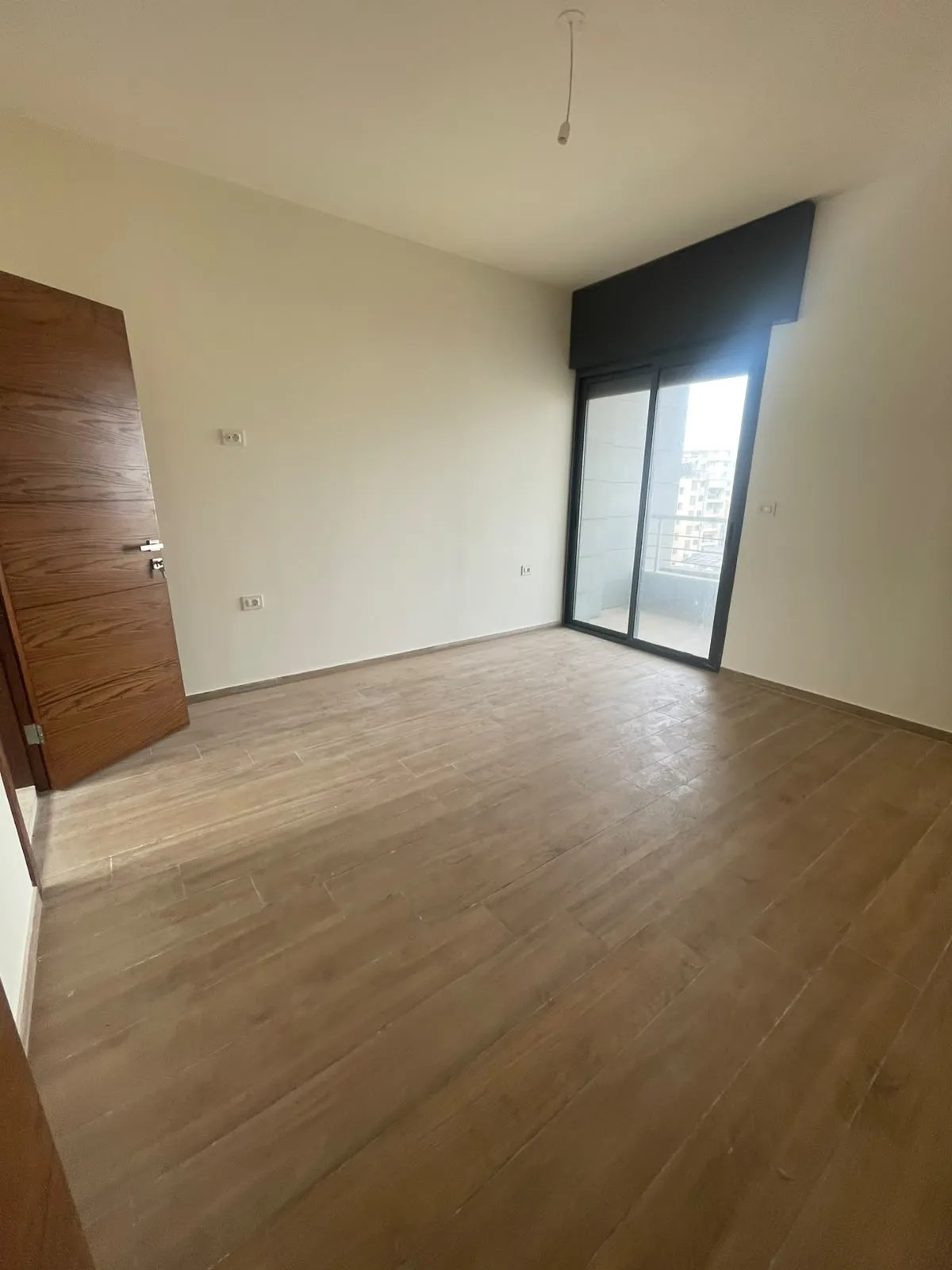 For Sale: Apartment in Verdun — photo 2