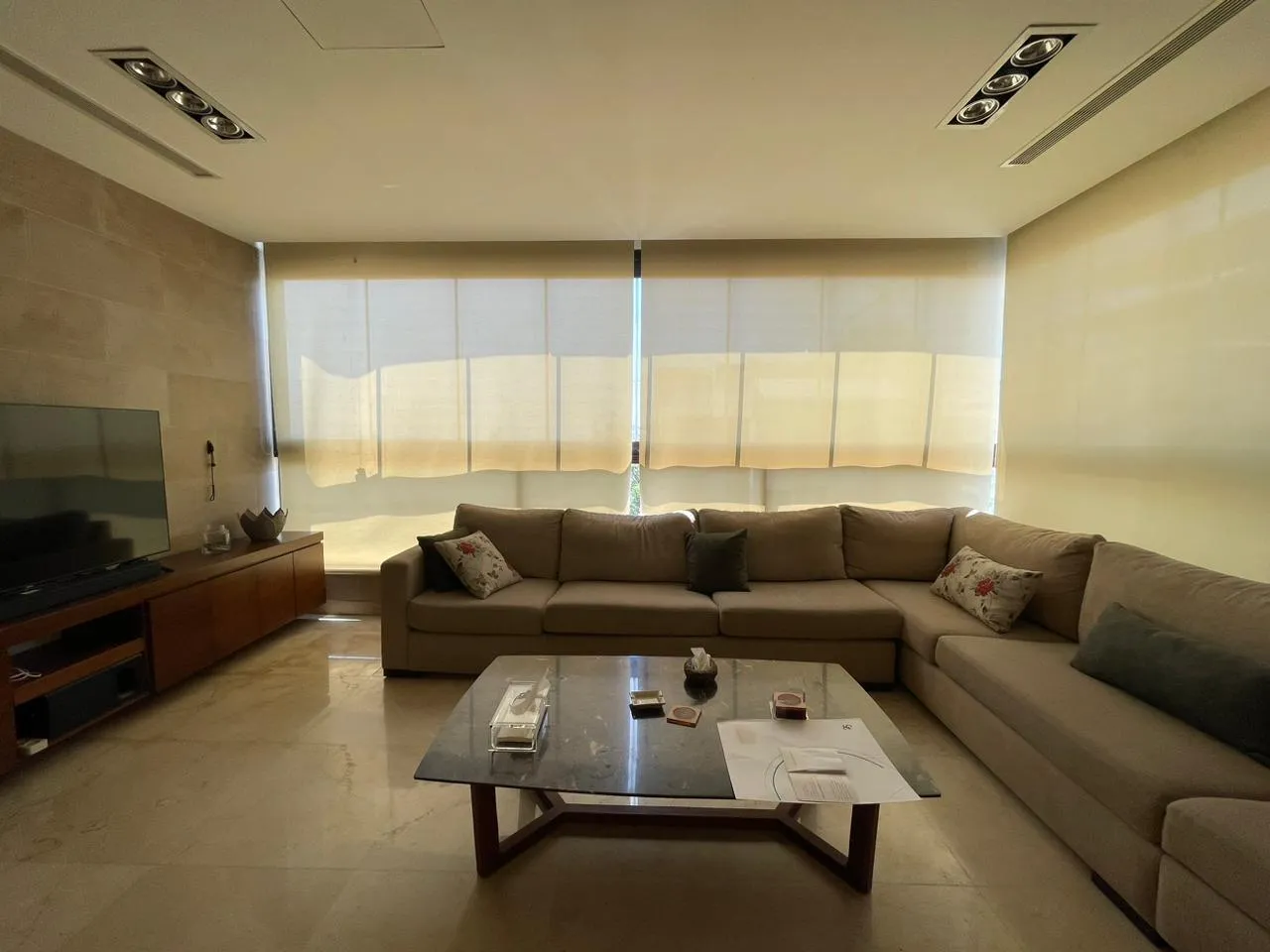 For Sale: Apartment in Hazmieh — الصورة 2