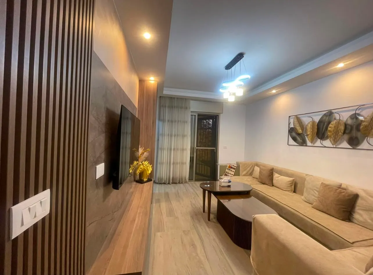 For Sale: Duplex in Hazmieh — الصورة 3