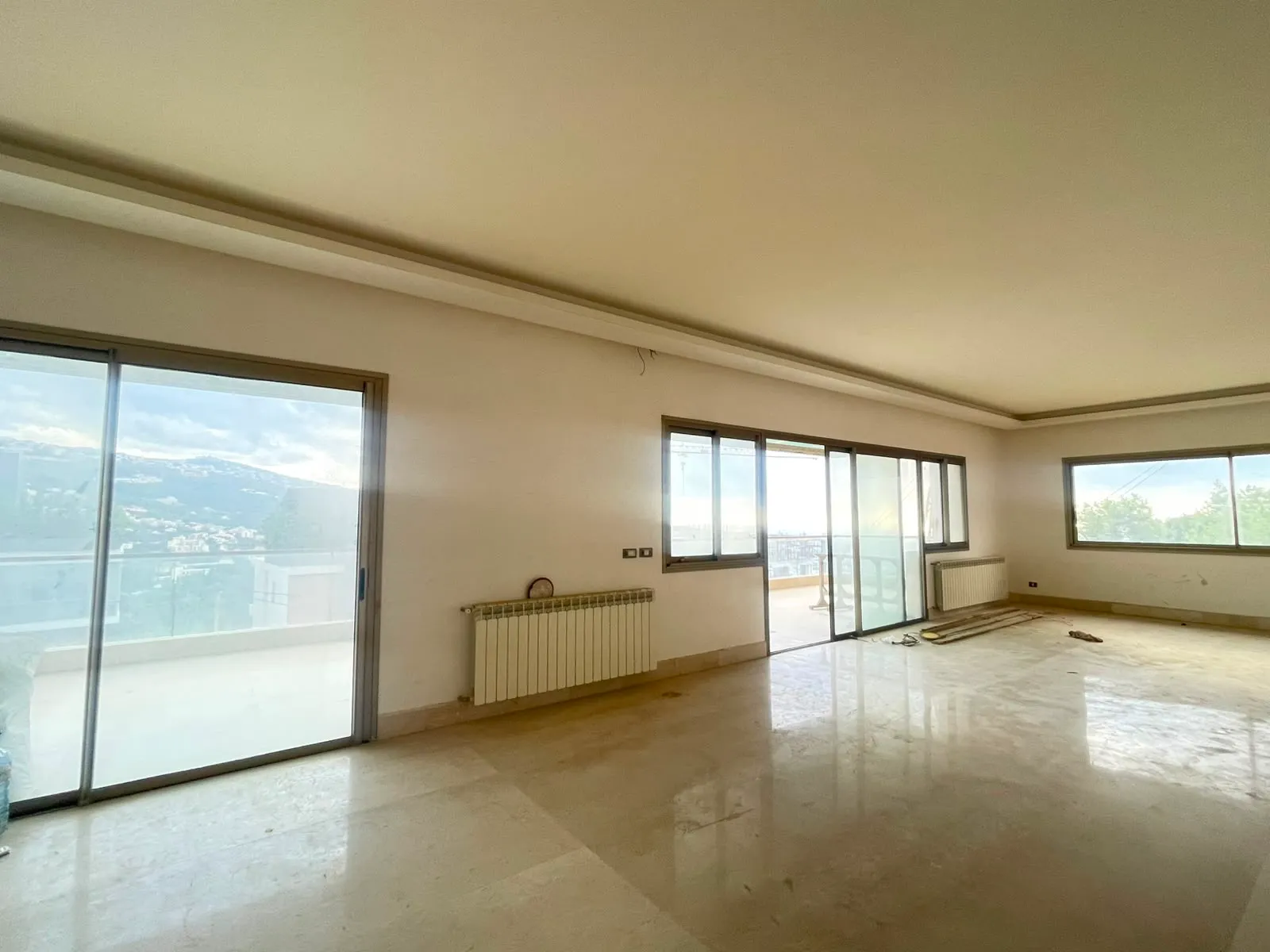 For Sale: Apartment in Yarzeh- Baabda — photo 3