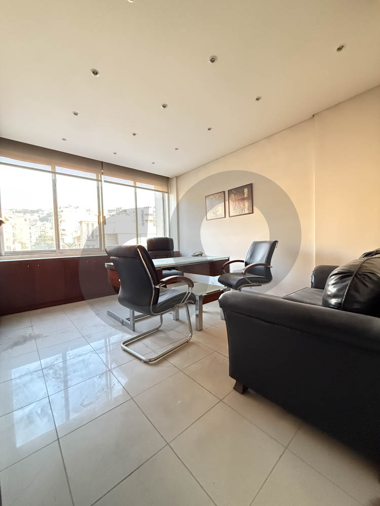 HOT DEAL/OFFICE/FULLY EQUIPPED/PRIME LOCATION/JAL EL DIB,METN — الصورة 2