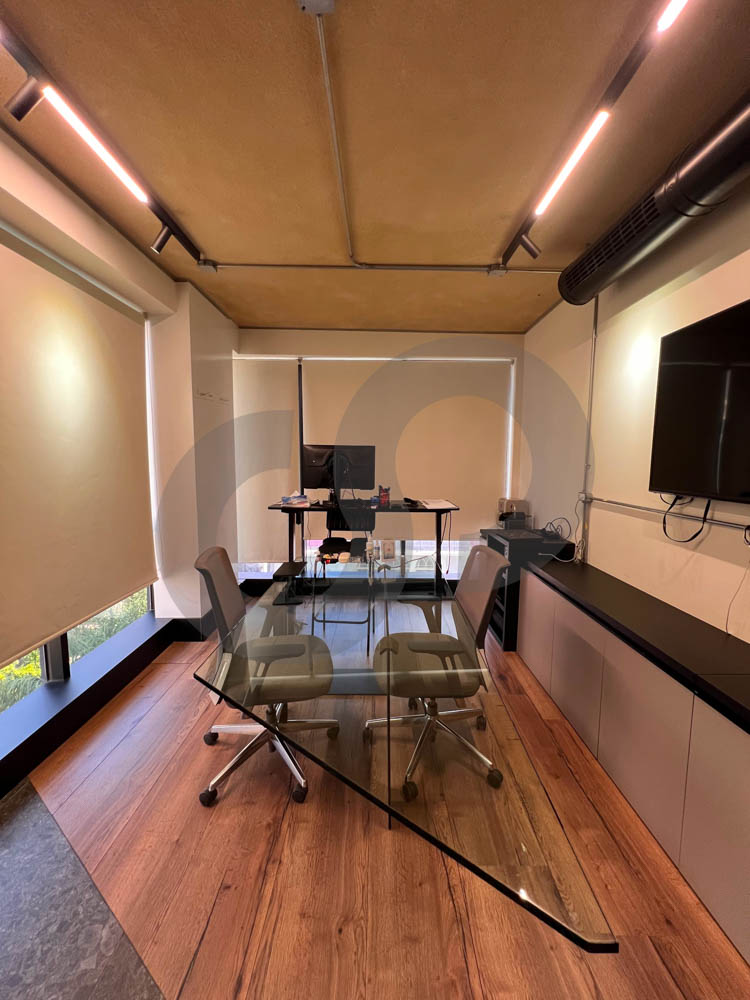 OFFICE FOR SALE, PRIME LOCATION, ACHRAFIEH-BEIRUT — photo 2