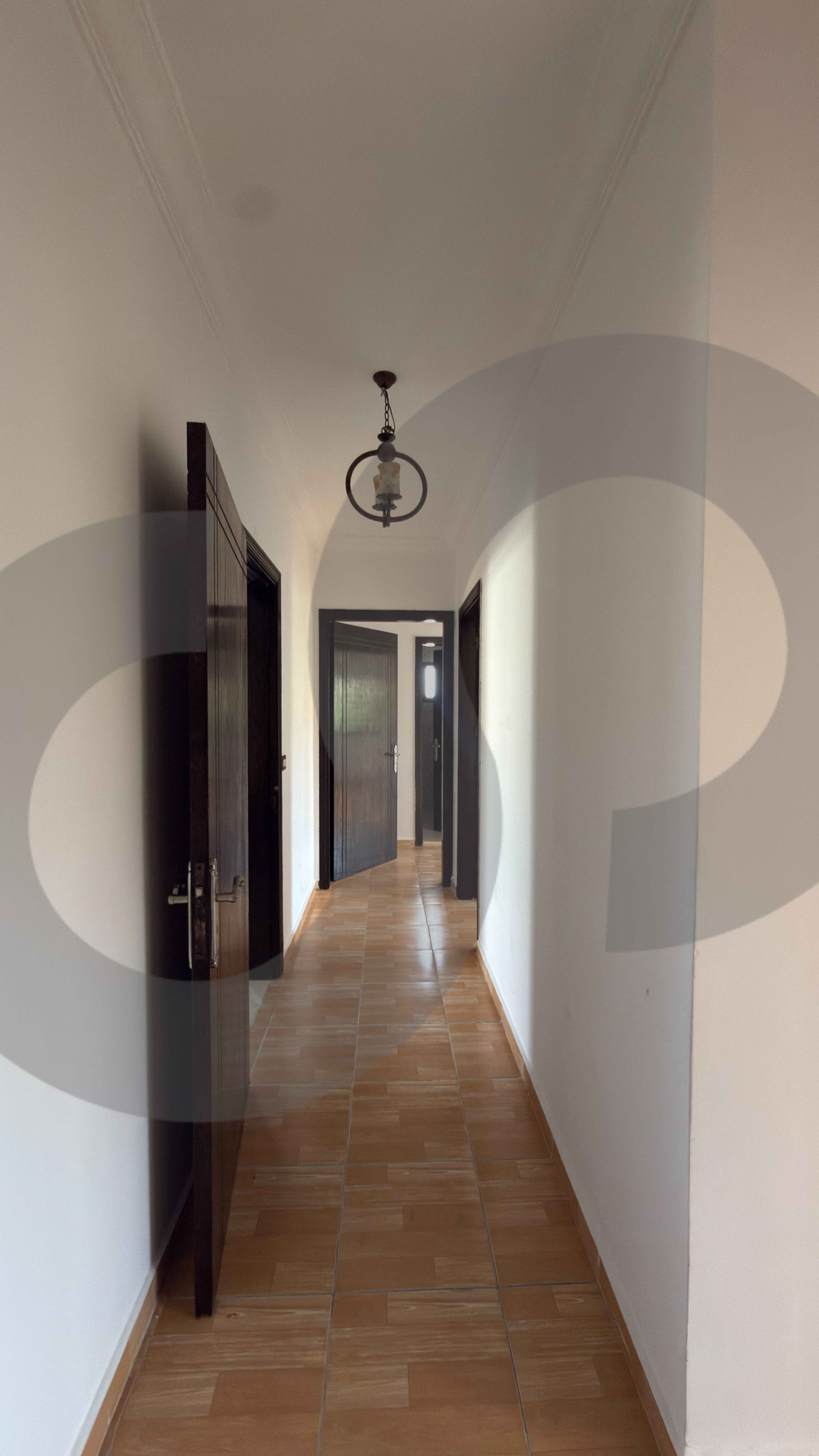 SPACIOUS APARTMENT/Calm Area/Under Market Price/Al Hosh,TYRE — الصورة 3