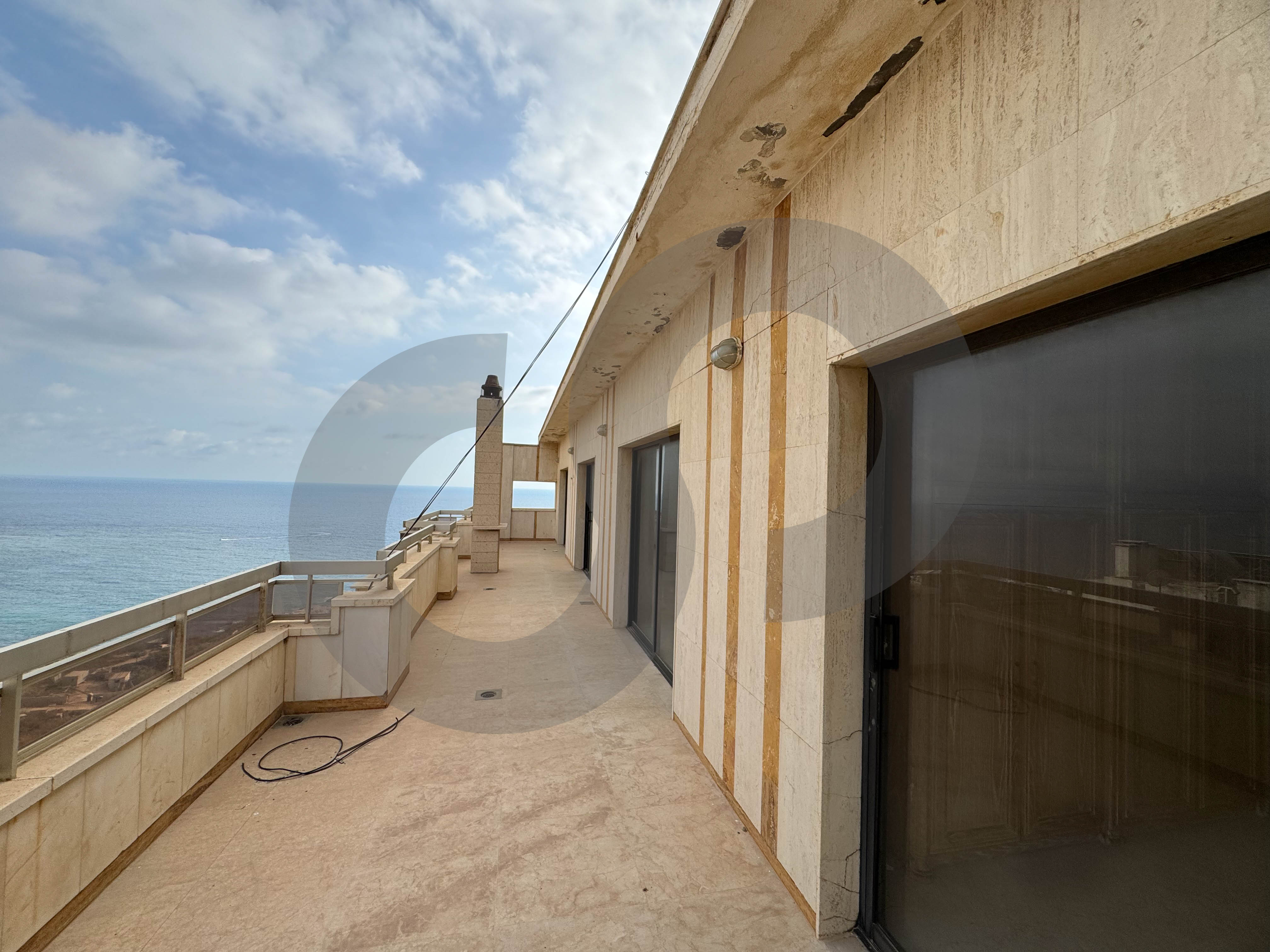 54 sqm terrace/DUPLEX/open sea views/RAWCHE,BEIRUT — الصورة 3
