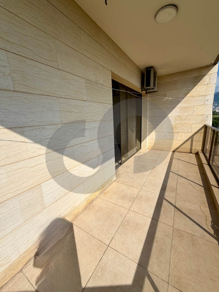 PRIME LOCATION, COMMERCIAL SPACE, TABARJA-KESEROUAN — الصورة 2