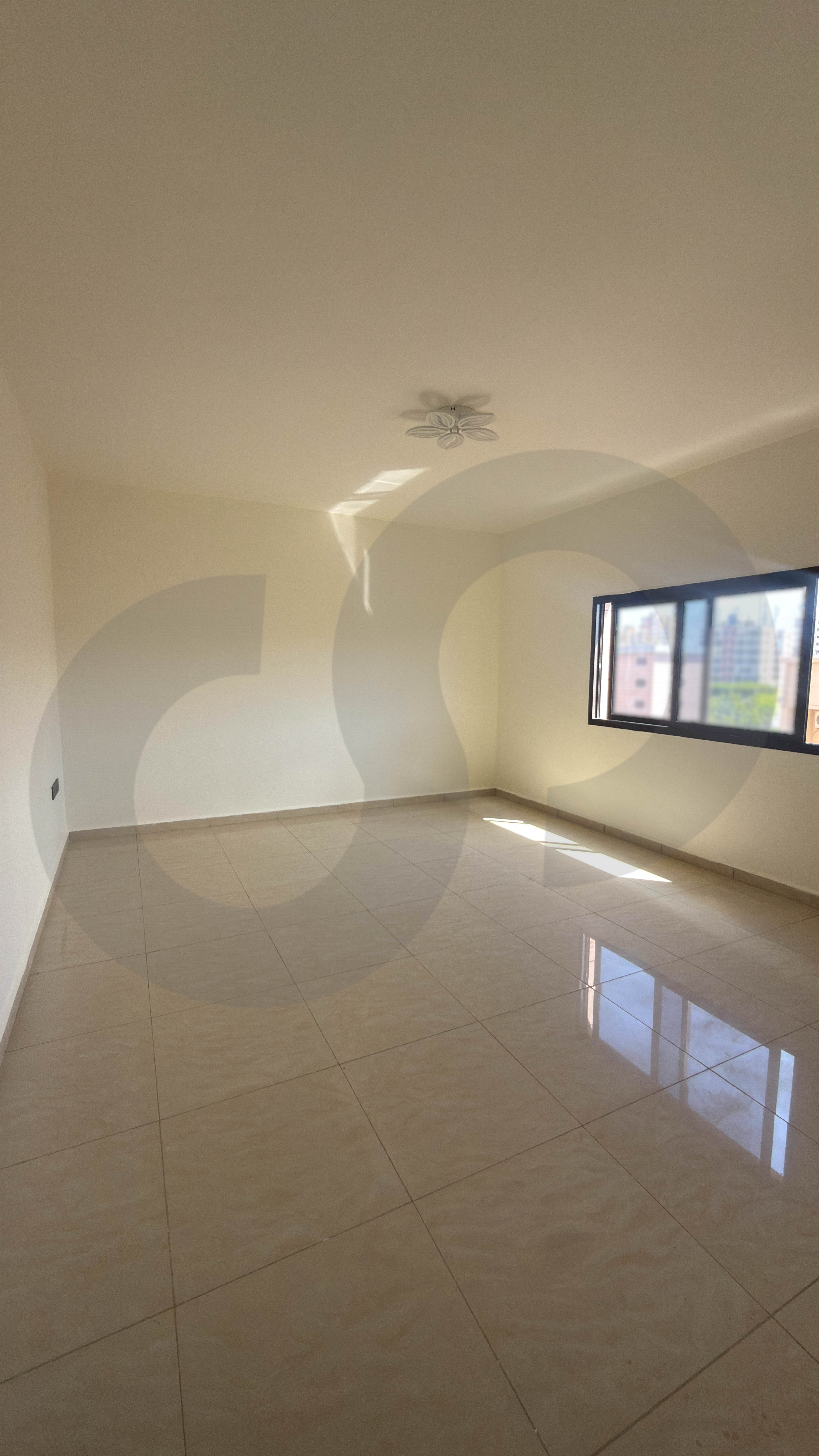 Spacious 414 SQM Apartment for sale/Prime Location/Open Sea View/Walking Distance from TYRE Beach/JAL EL BAHER-TYRE — الصورة 2