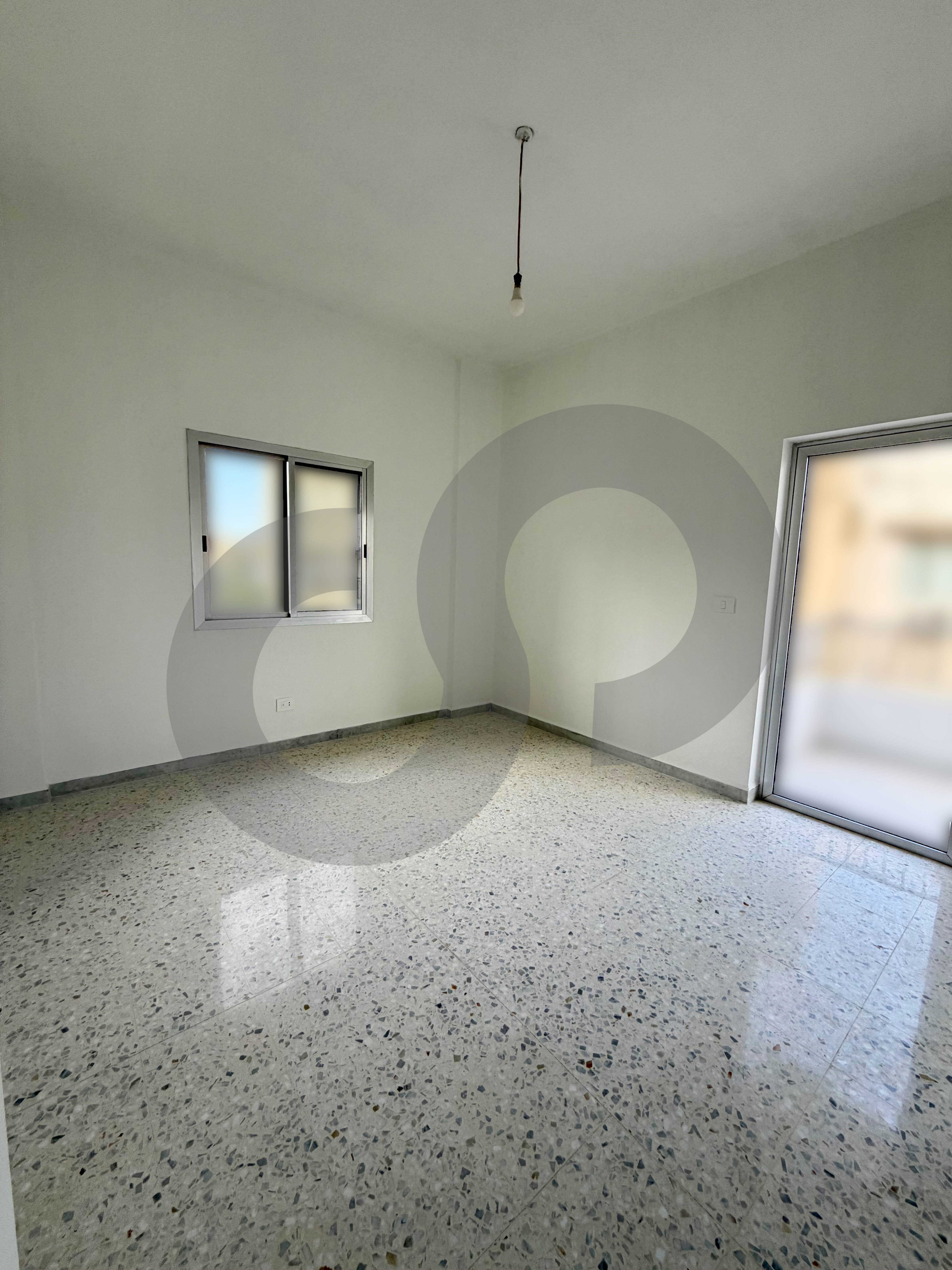 SAFRA | FULLY RENOVATED 140 SQM APARTMENT WITH OPEN VIEW — الصورة 3