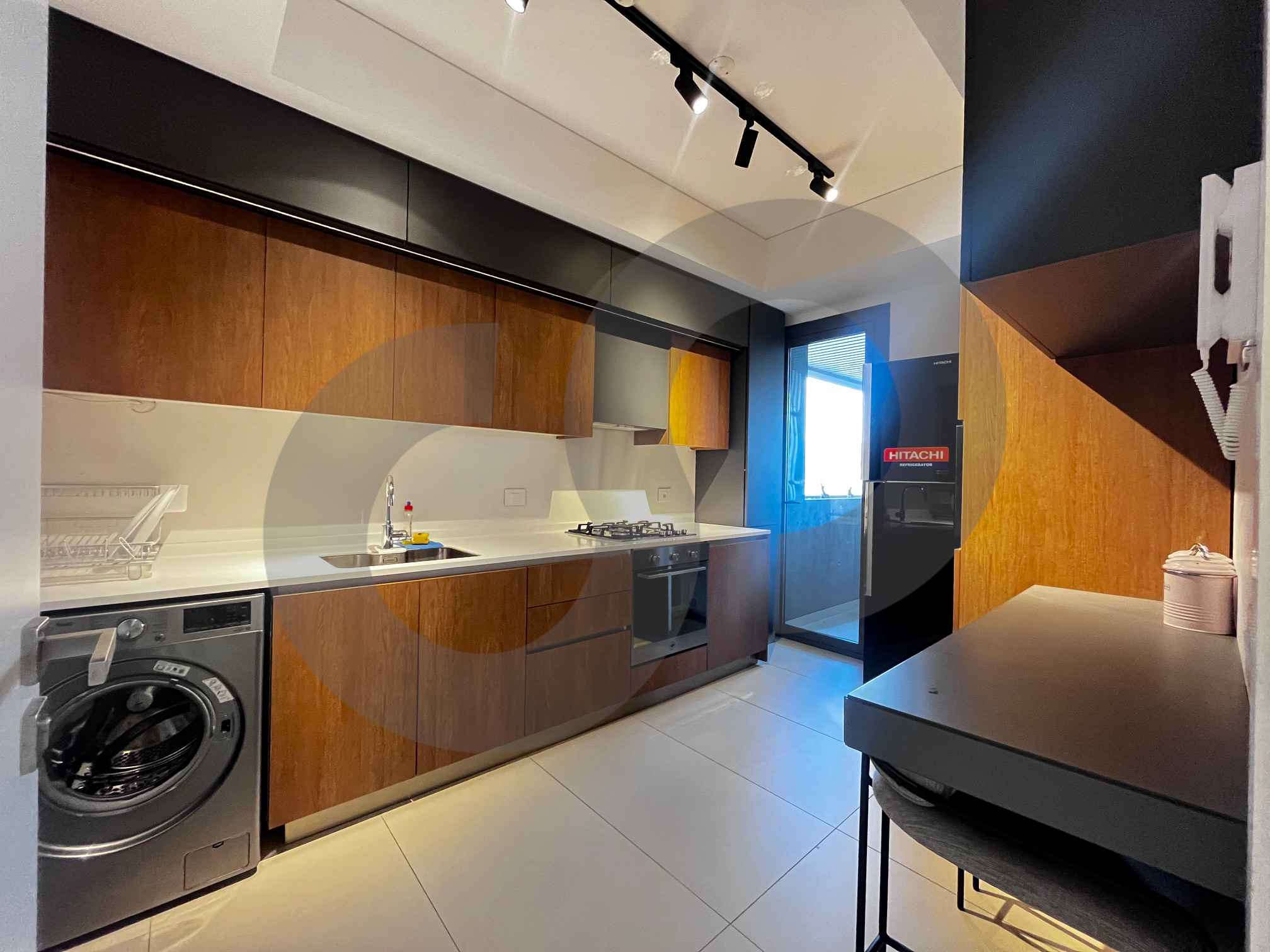 Gym/Maid's room/Storage lofts/balcony/Sin El Fil — الصورة 2