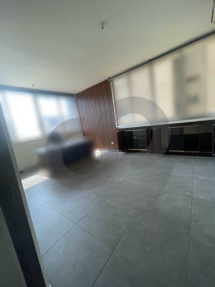 PRIME LOCATION, OFFICE FOR SALE, HADATH-BAABDA — الصورة 2