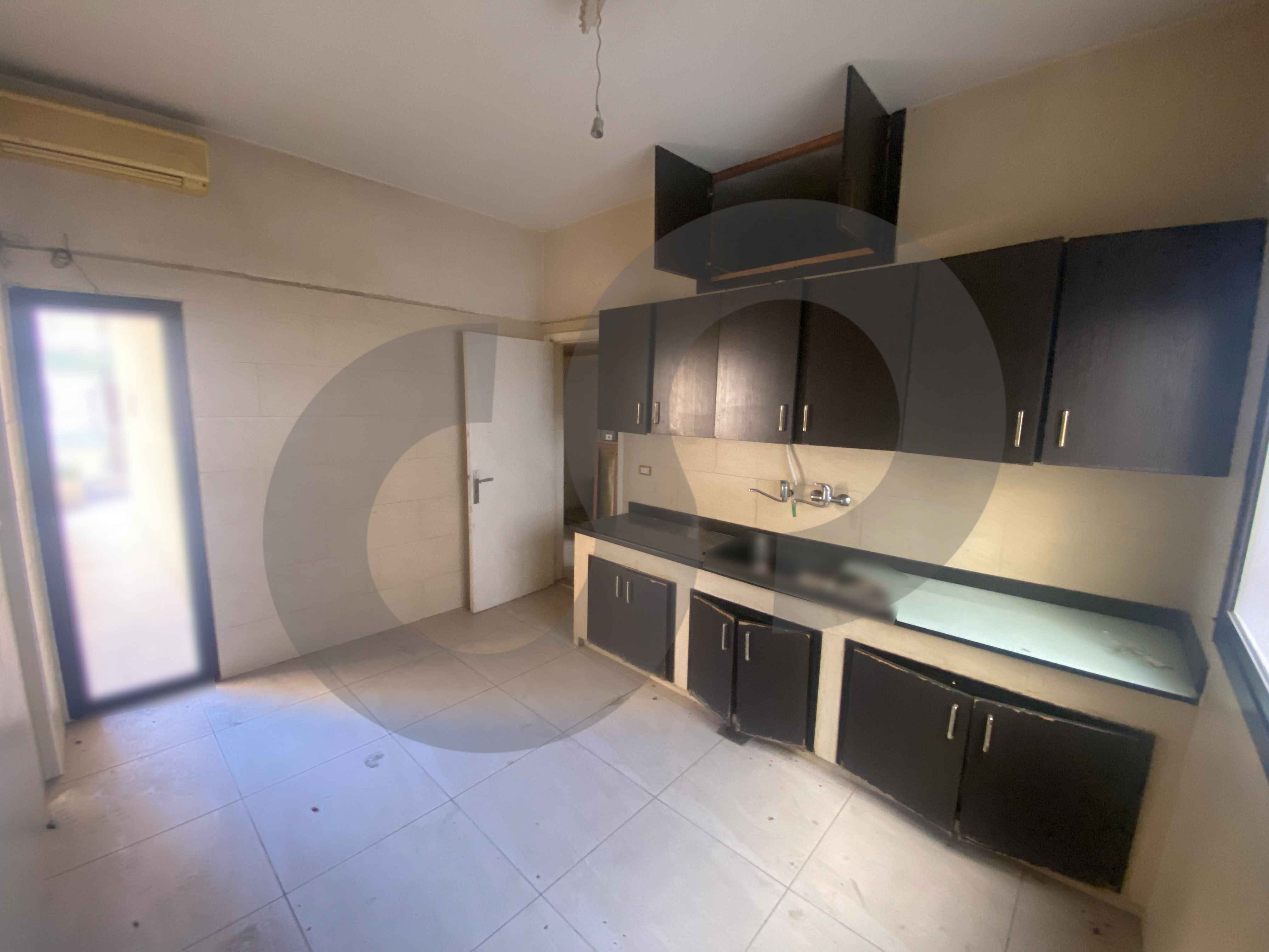Tripoli-Azmi /prime location/near centers — الصورة 3