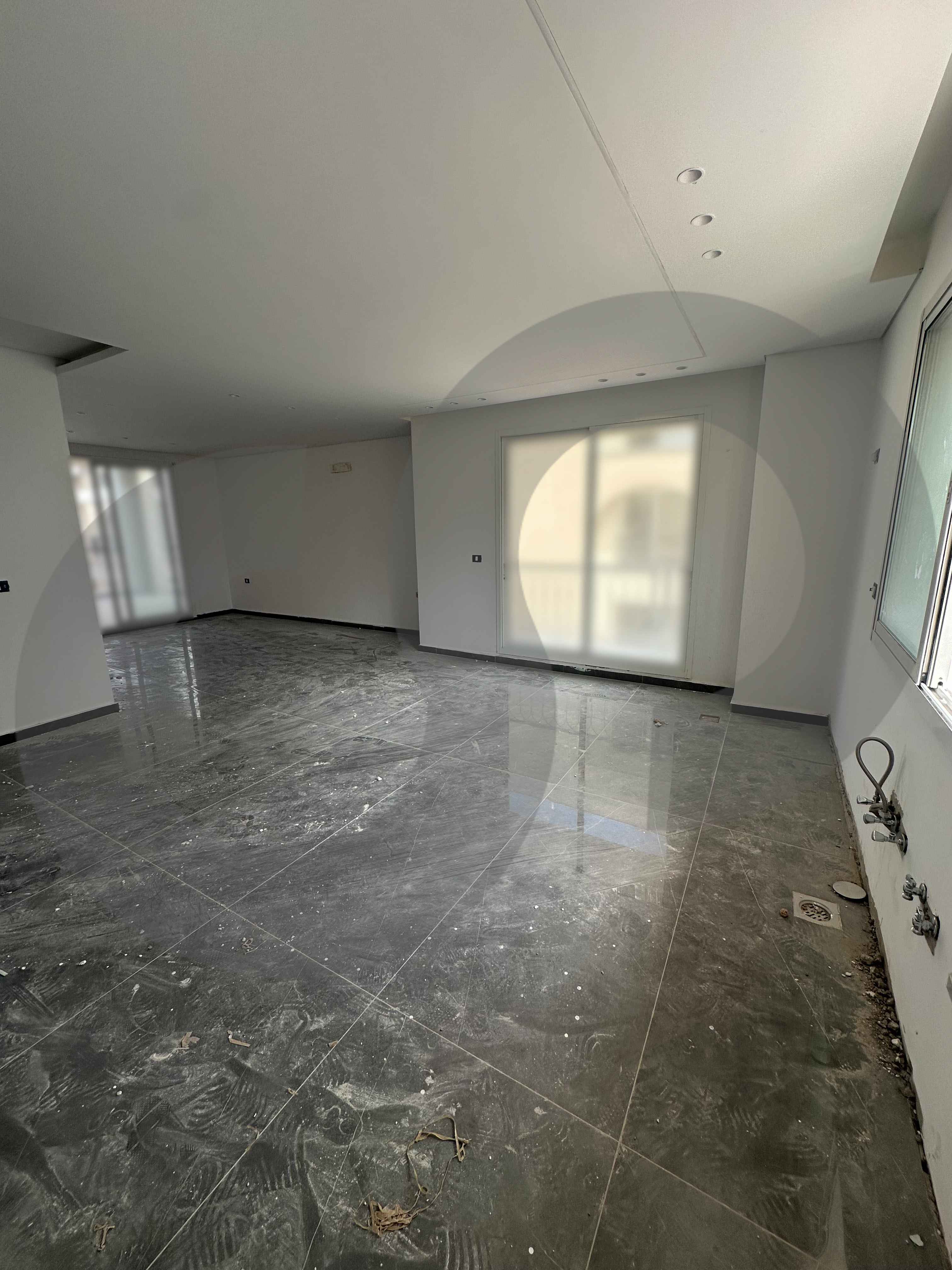 HIGH END/PRIVACY AND SECURITY/PRIME LOCATION/ Majdlyoun, Saida — الصورة 2