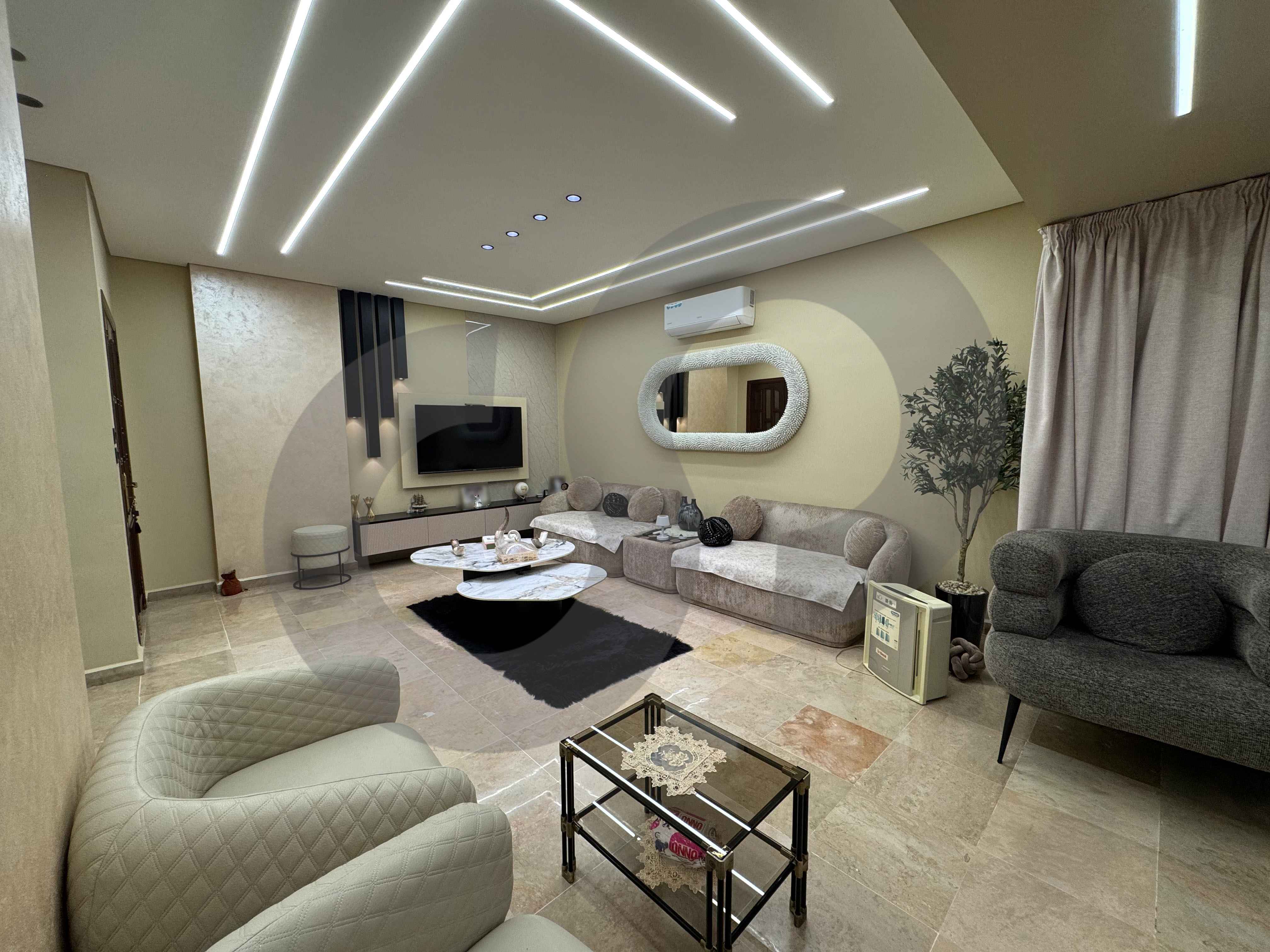 Fully decorated/Brand-new building/Basta, Beirut — الصورة 3