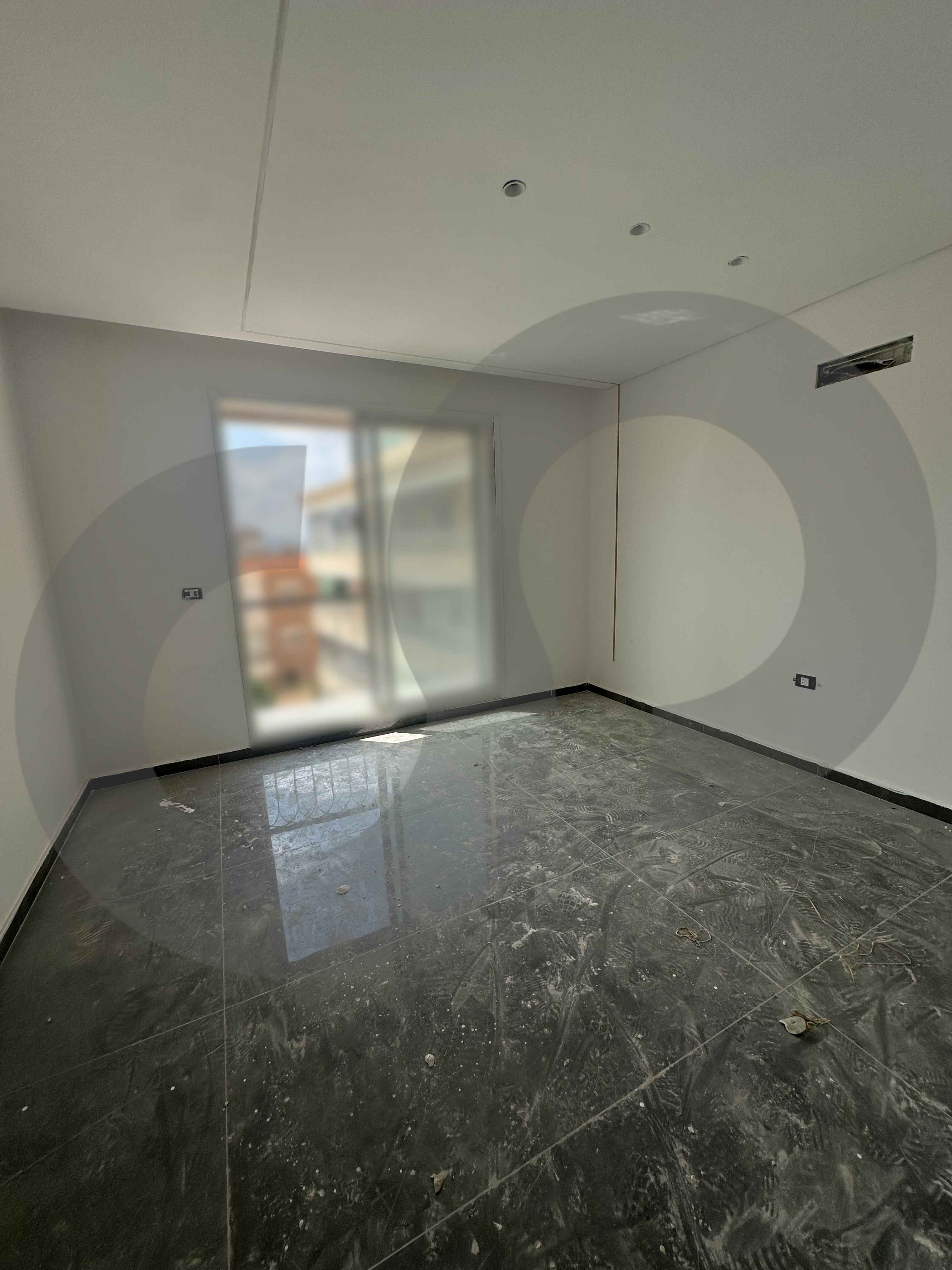 HIGH END/PRIVACY AND SECURITY/PRIME LOCATION/ Majdlyoun, Saida — الصورة 3