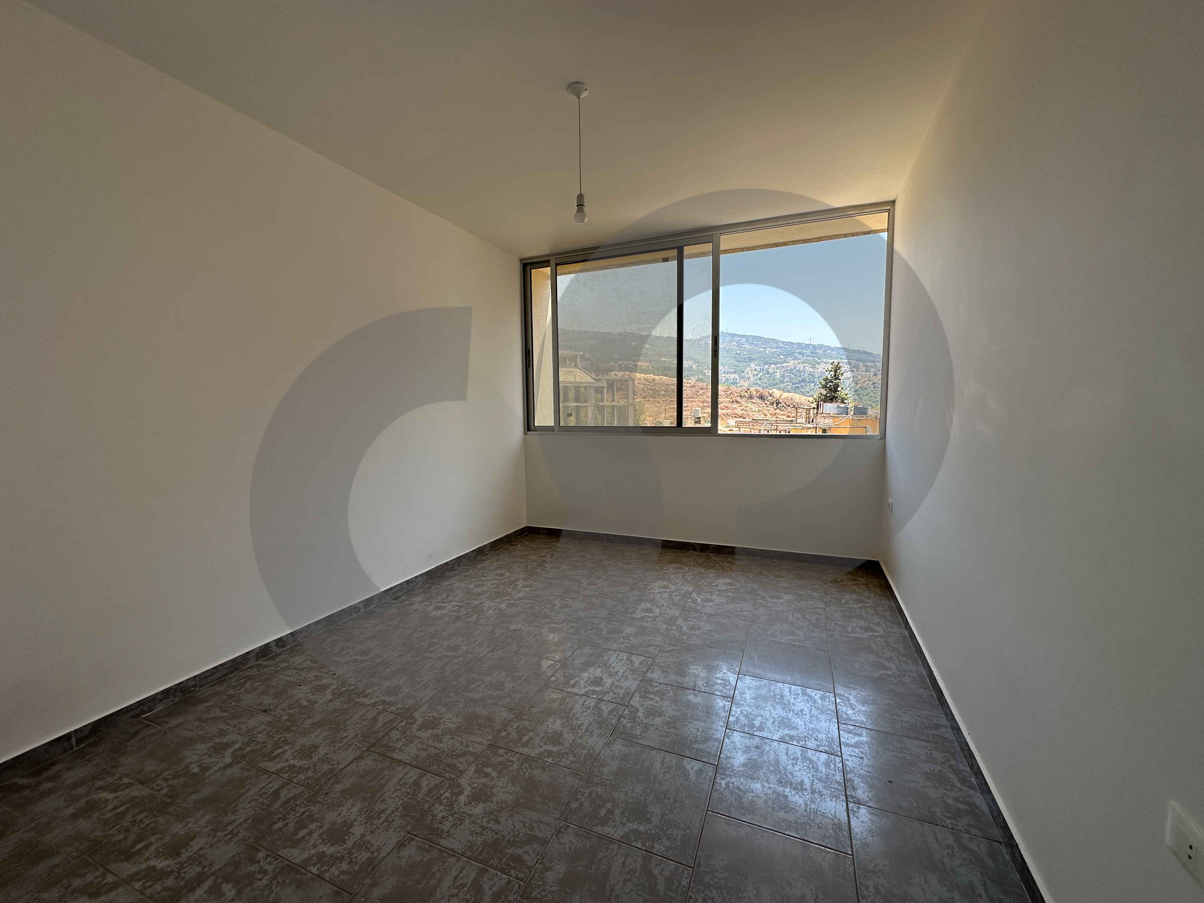 Super Prime location/BRAND NEW/heart of Betchay,BAABDA — الصورة 3
