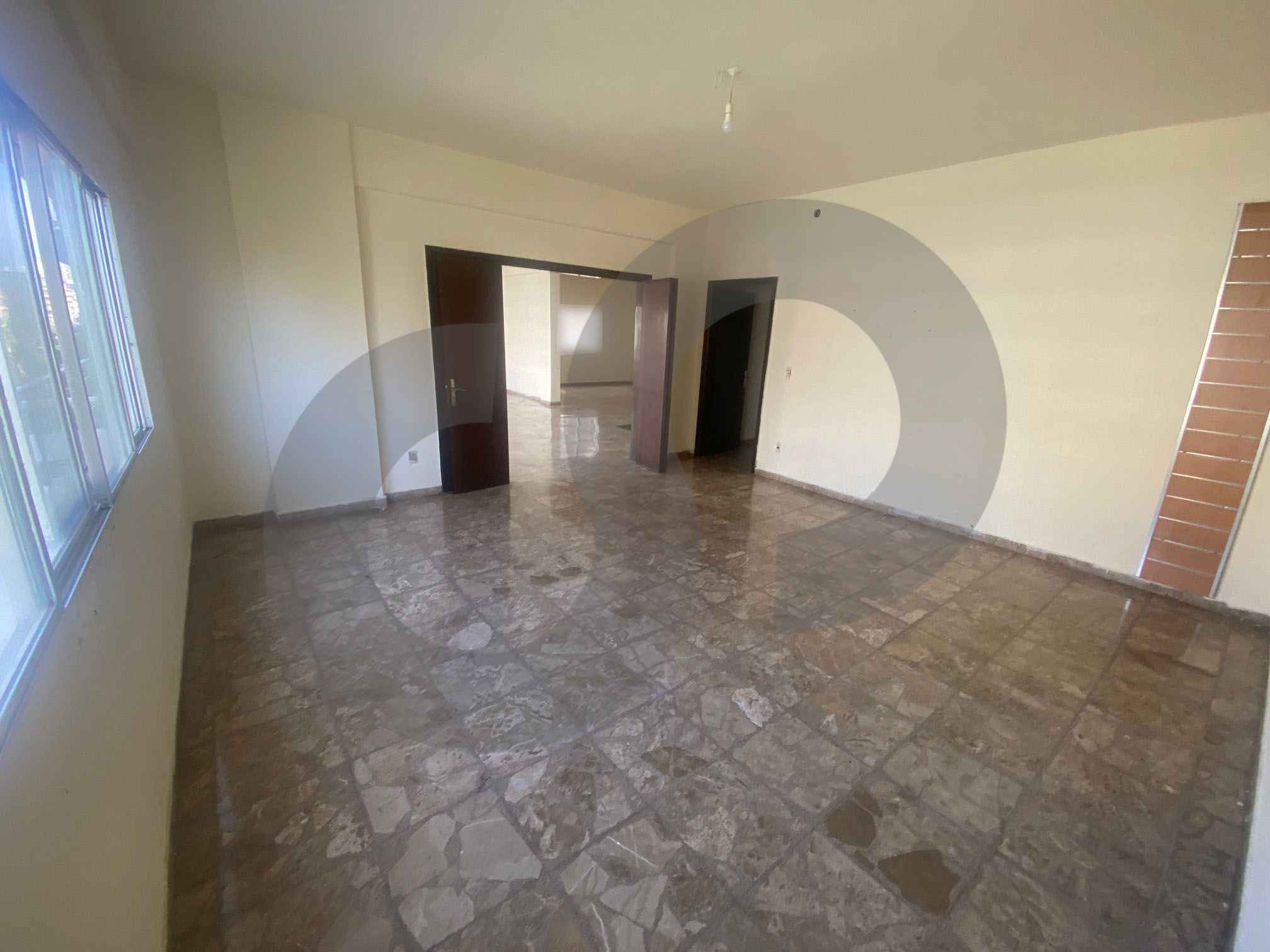 HOT DEAL/PRIME LOCATION/tripoli-street mina — الصورة 2