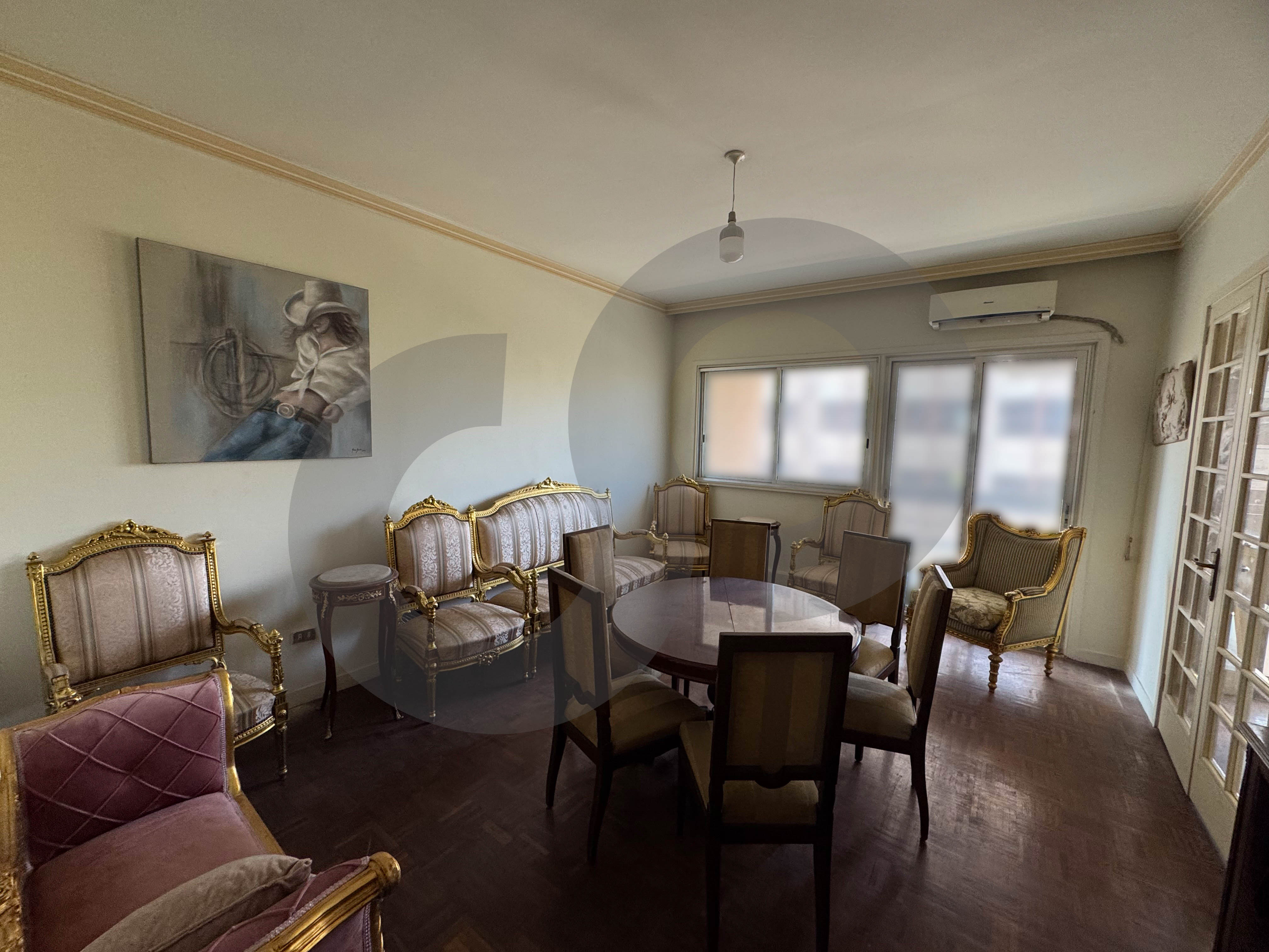 Luxurious well maintained Building, One apartment per floor In Furn El Chebbak — الصورة 2