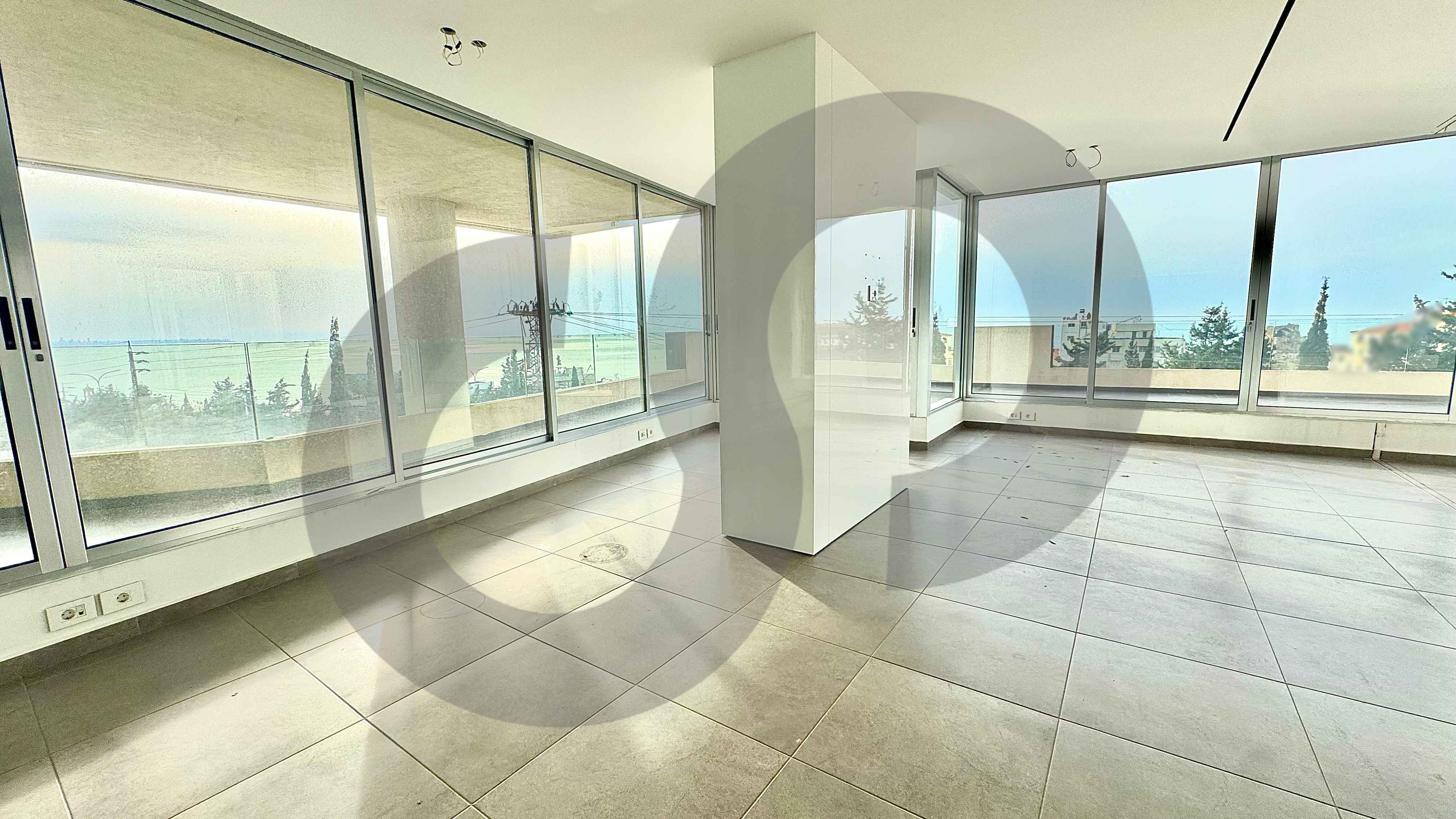 Office/Jbeil Town /Two underground parking ! — الصورة 2