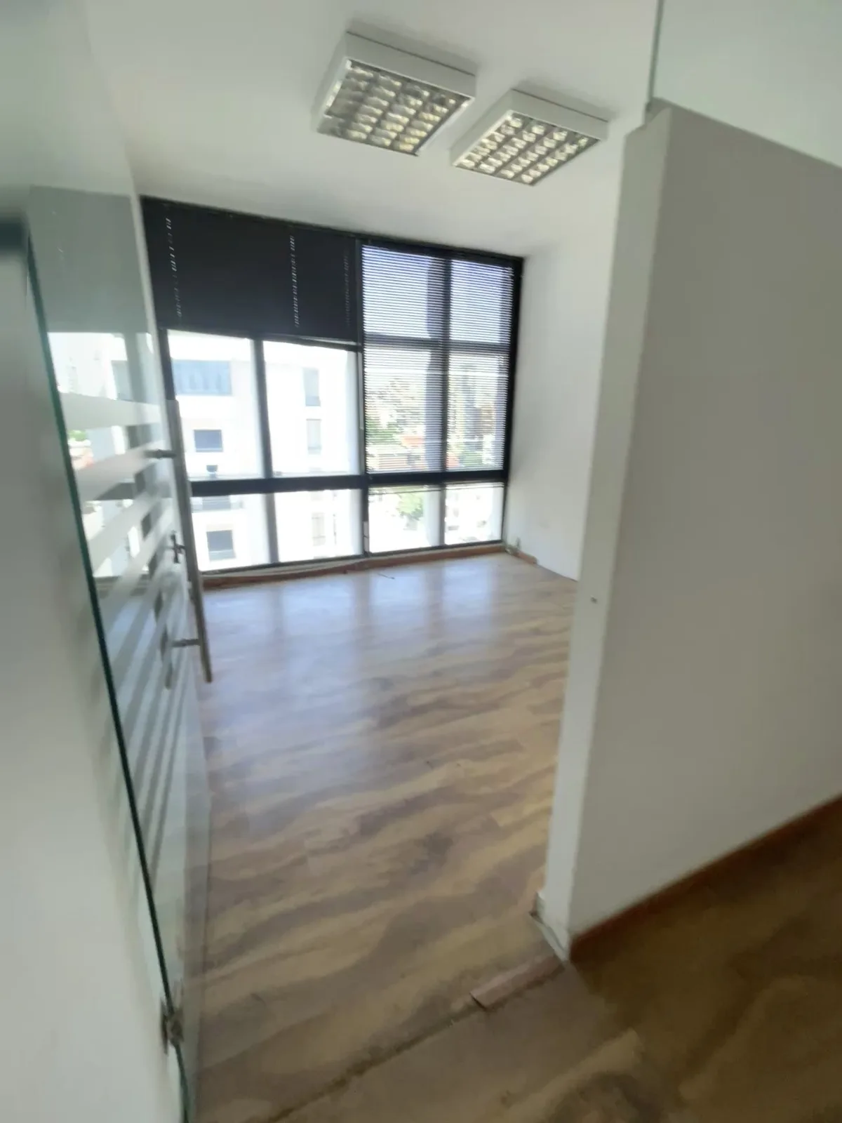 Office for rent in Baouchriyeh — photo 8