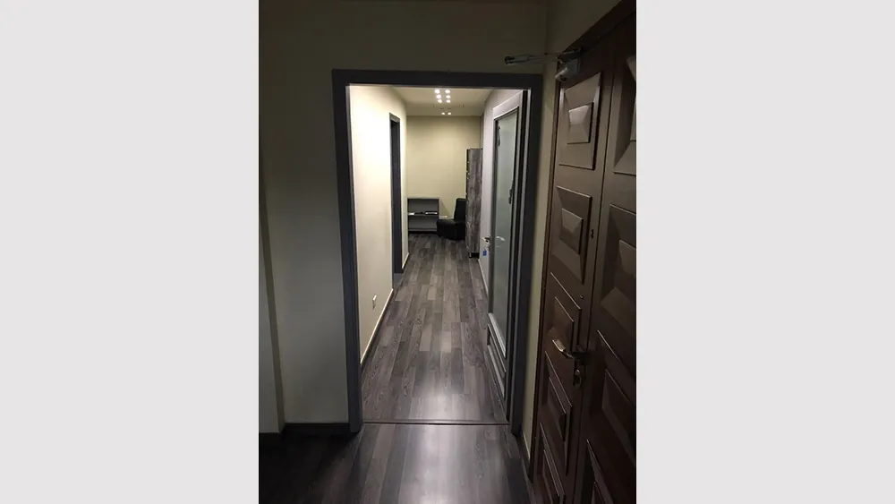 Excellent Condition Office For Rent in Jdeideh — الصورة 3