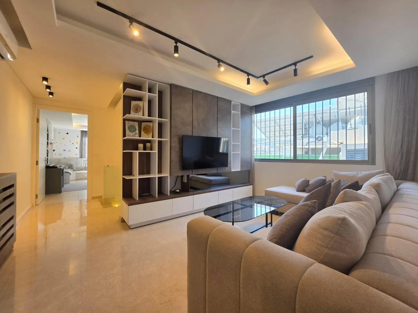 Furnished Luxurious Duplex With Roof Terrace For Sale in Rihaniyeh, Baabda — الصورة 6
