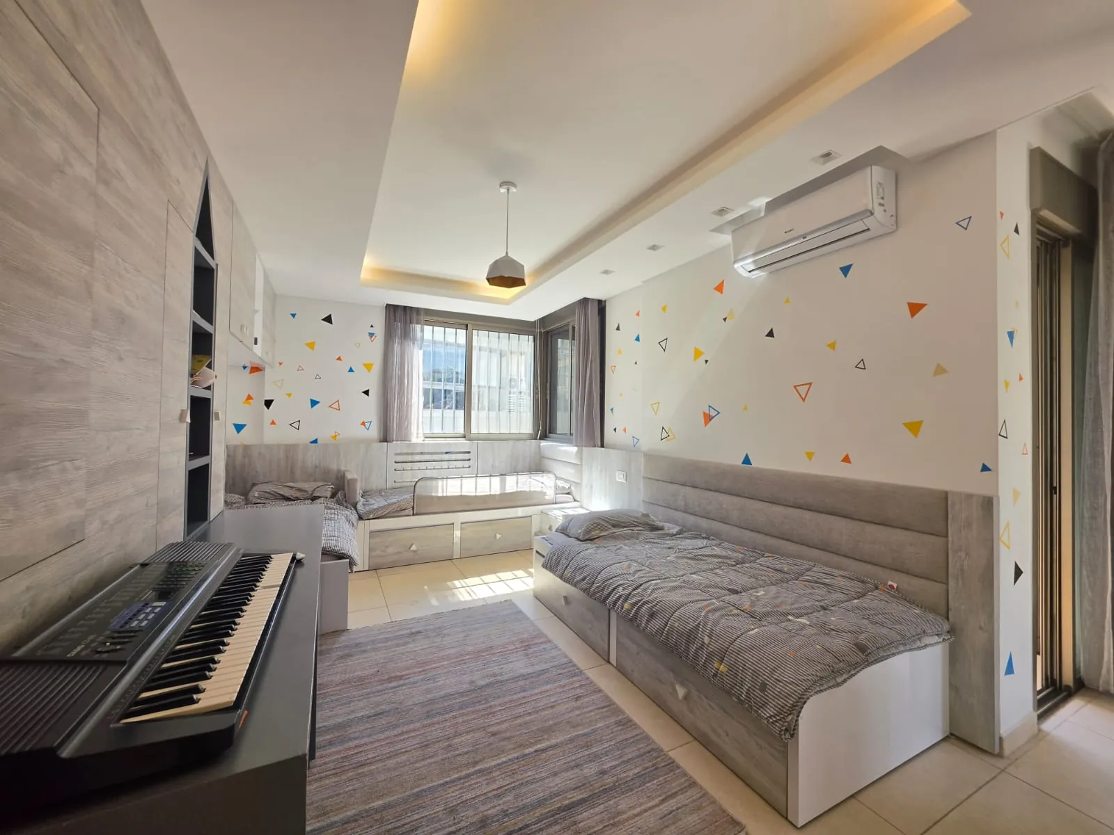 Furnished Luxurious Duplex With Roof Terrace For Sale in Rihaniyeh, Baabda — الصورة 8