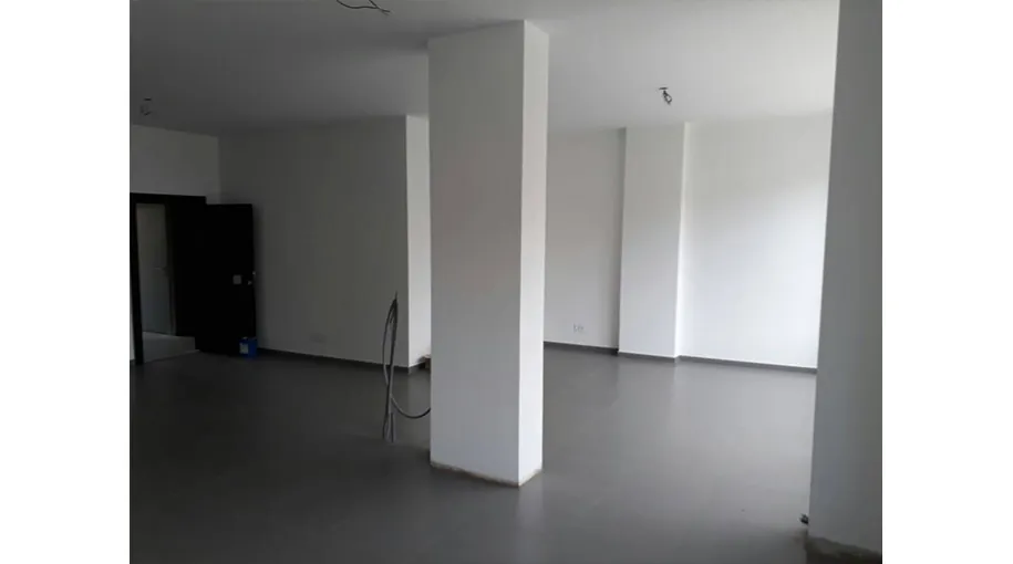 Office For Rent In Dekwaneh Prime Location — الصورة 2